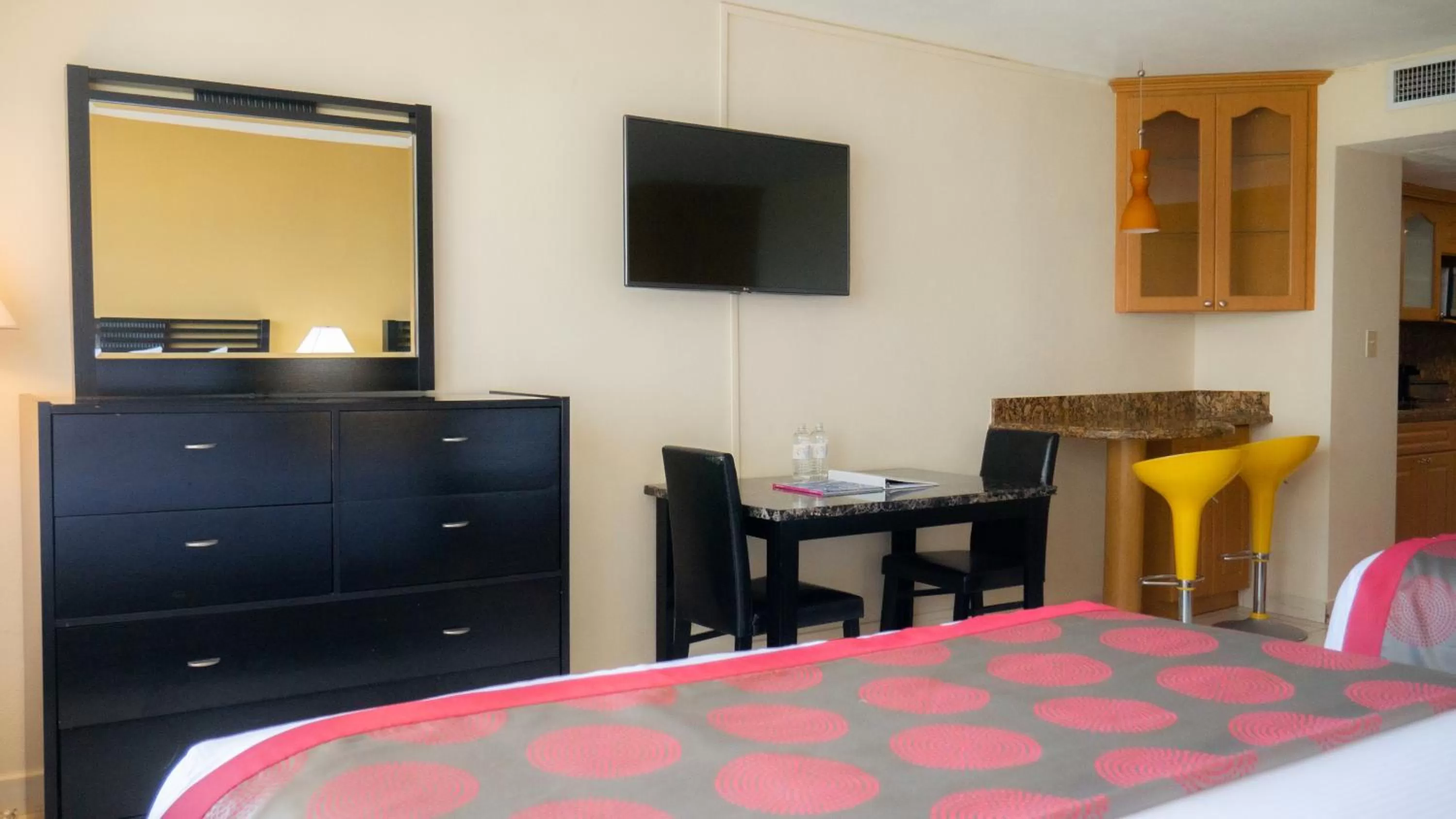 Bed in Ramada Plaza by Wyndham Marco Polo Beach Resort