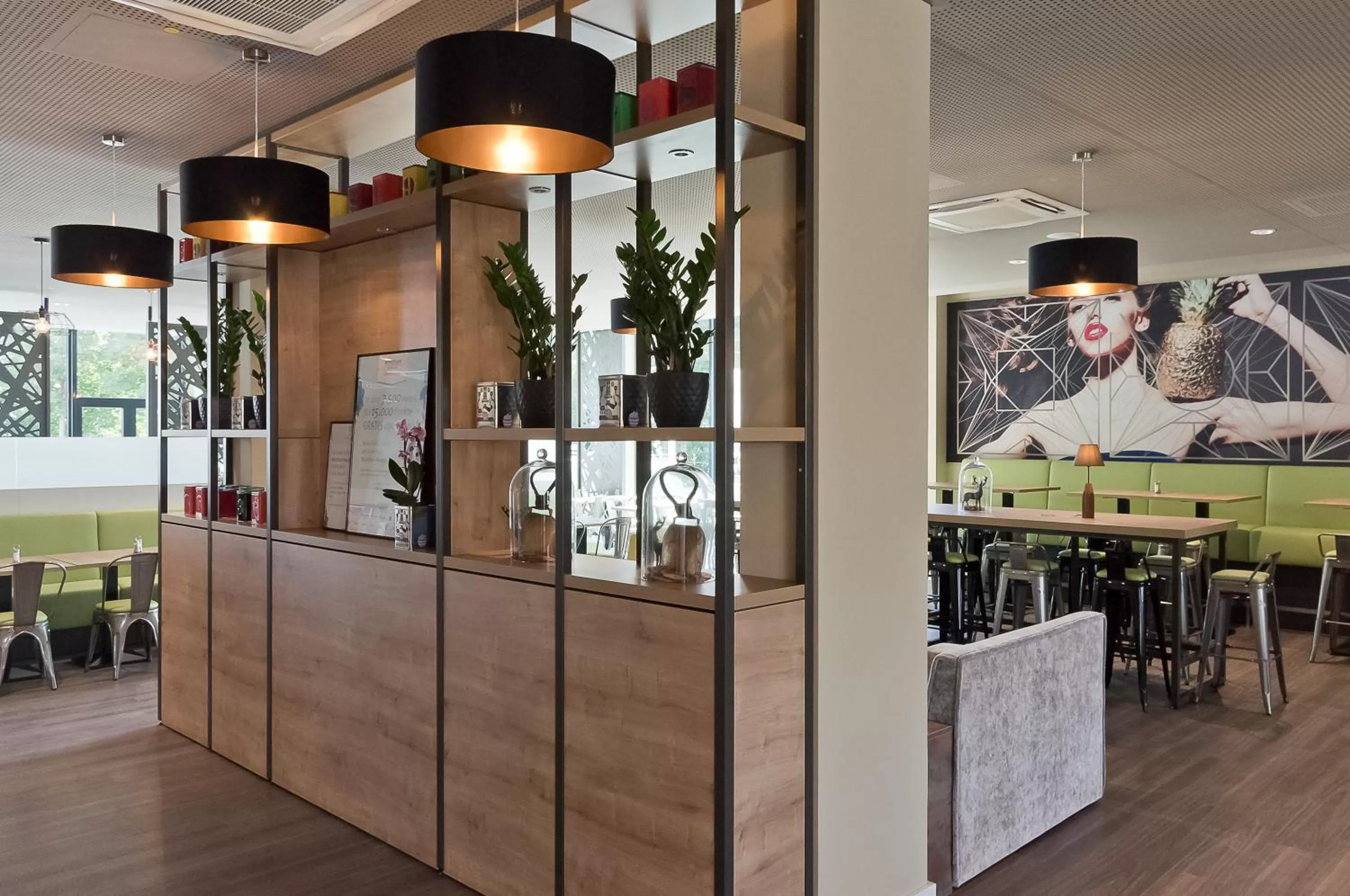 Decorative detail in Super 8 by Wyndham Munich City North