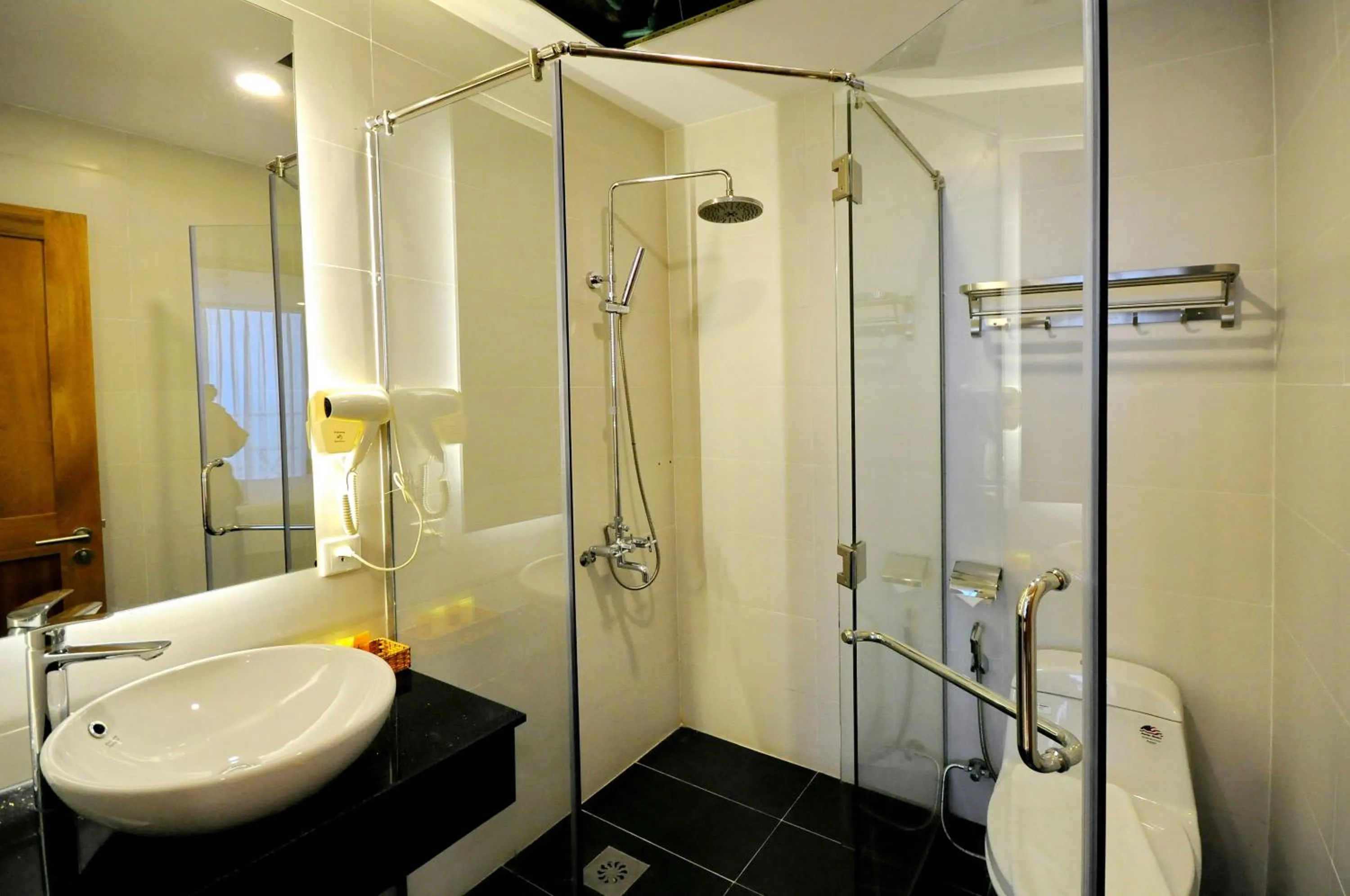 Bathroom in Holi Beach Hotel & Apartments