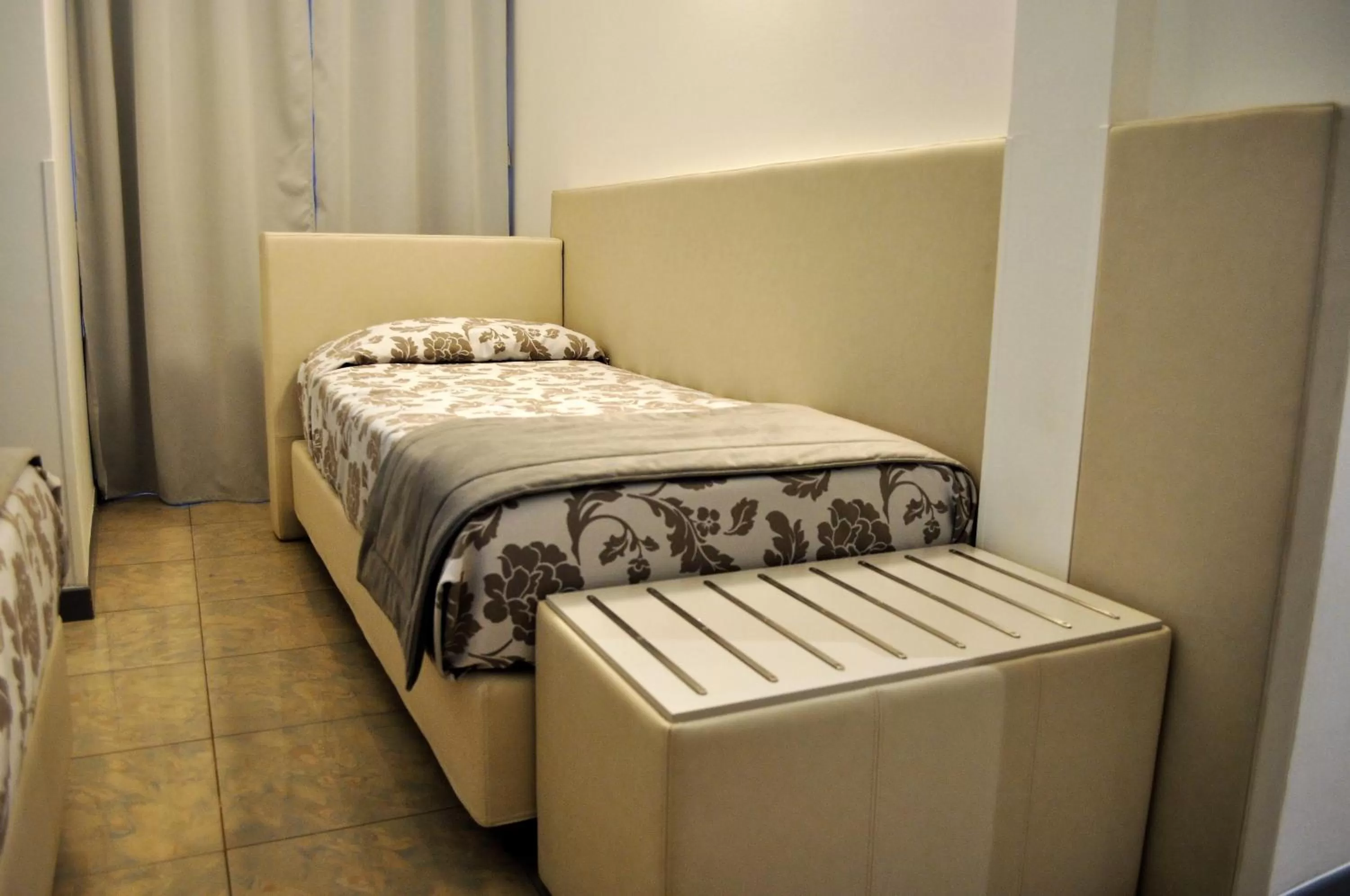 Bedroom in Hotel Garibaldi