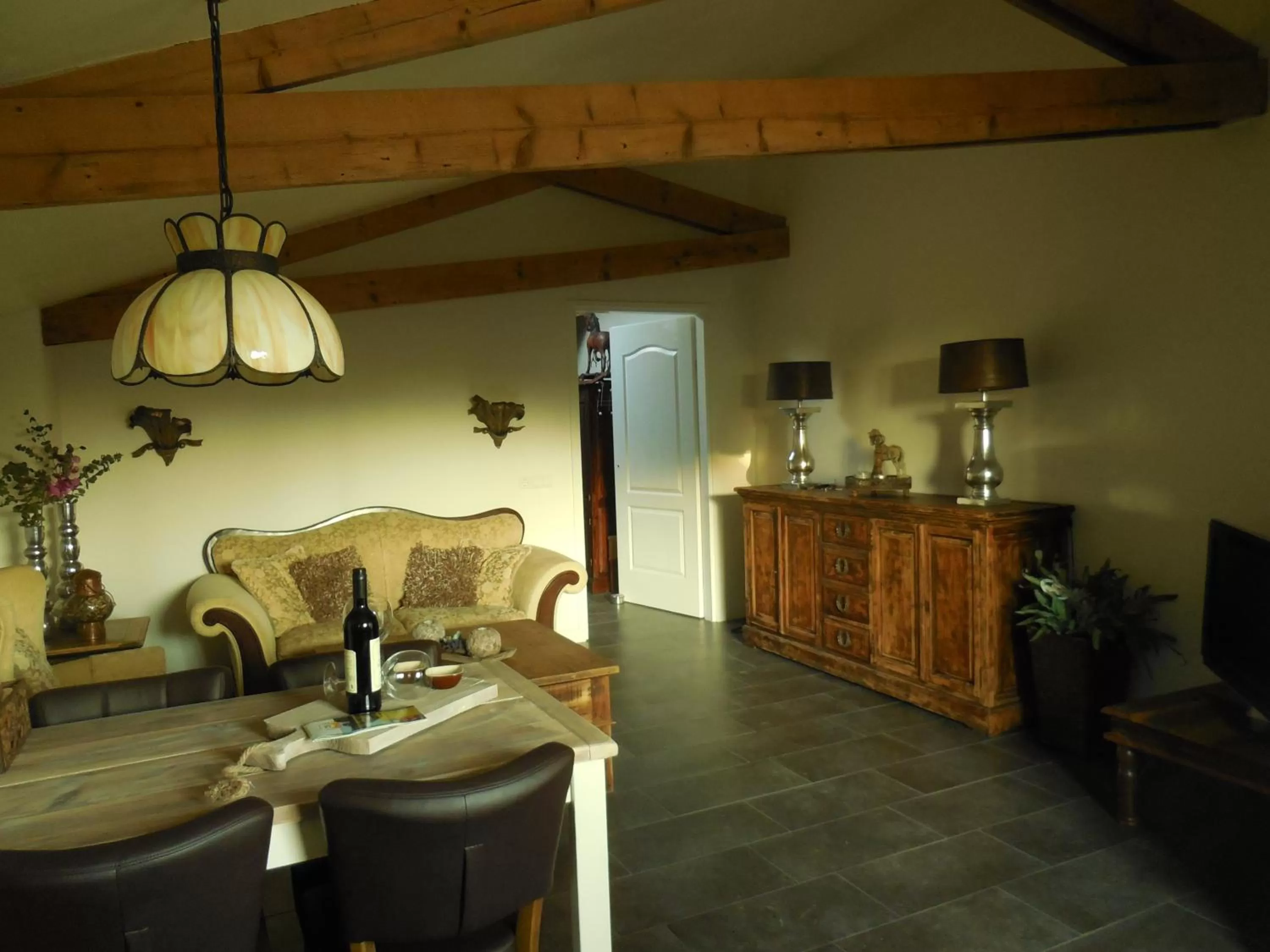 Living room in B & B " De 7 Sprong "
