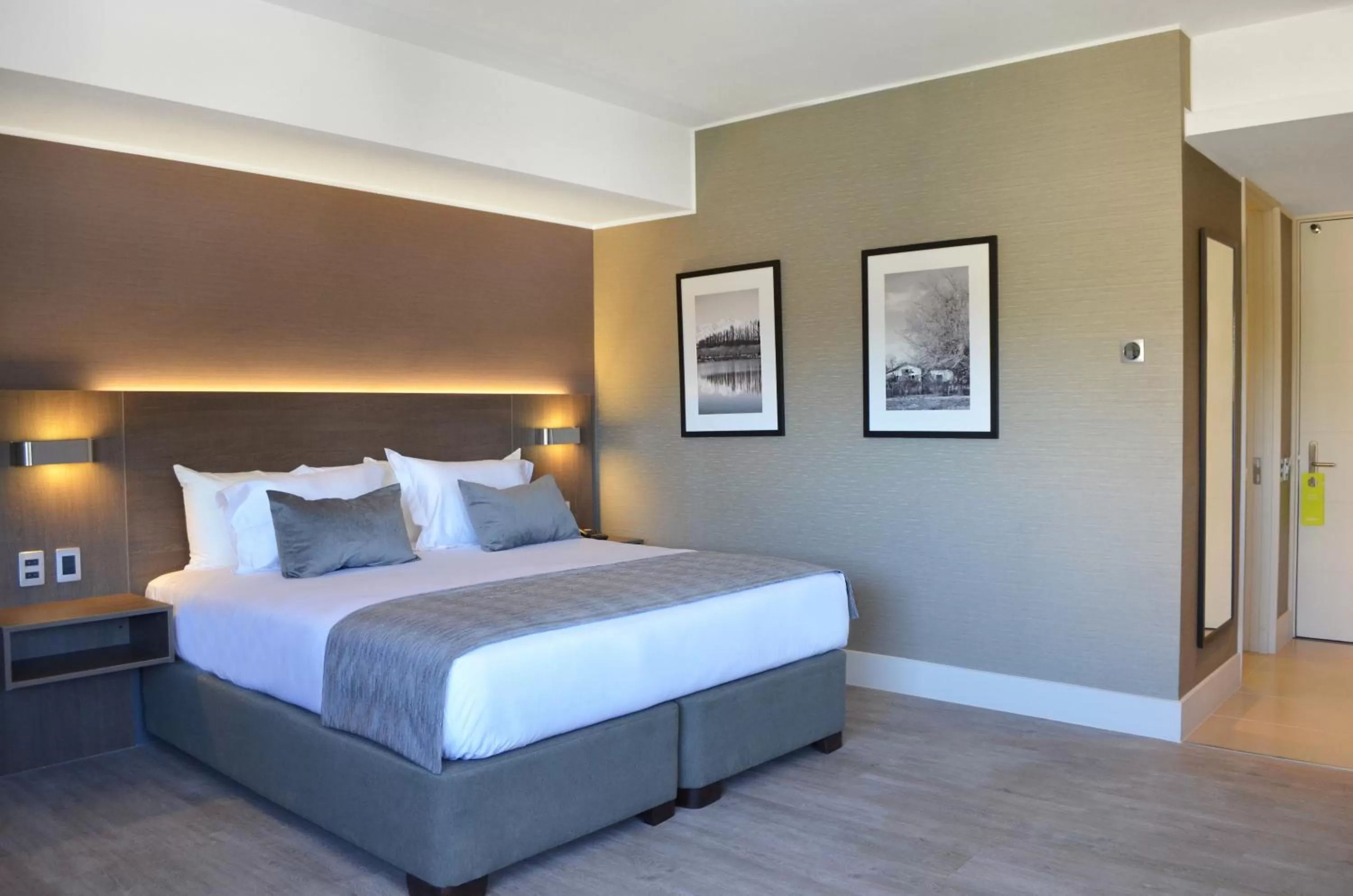 bunk bed, Bed in Radisson Hotel Curico