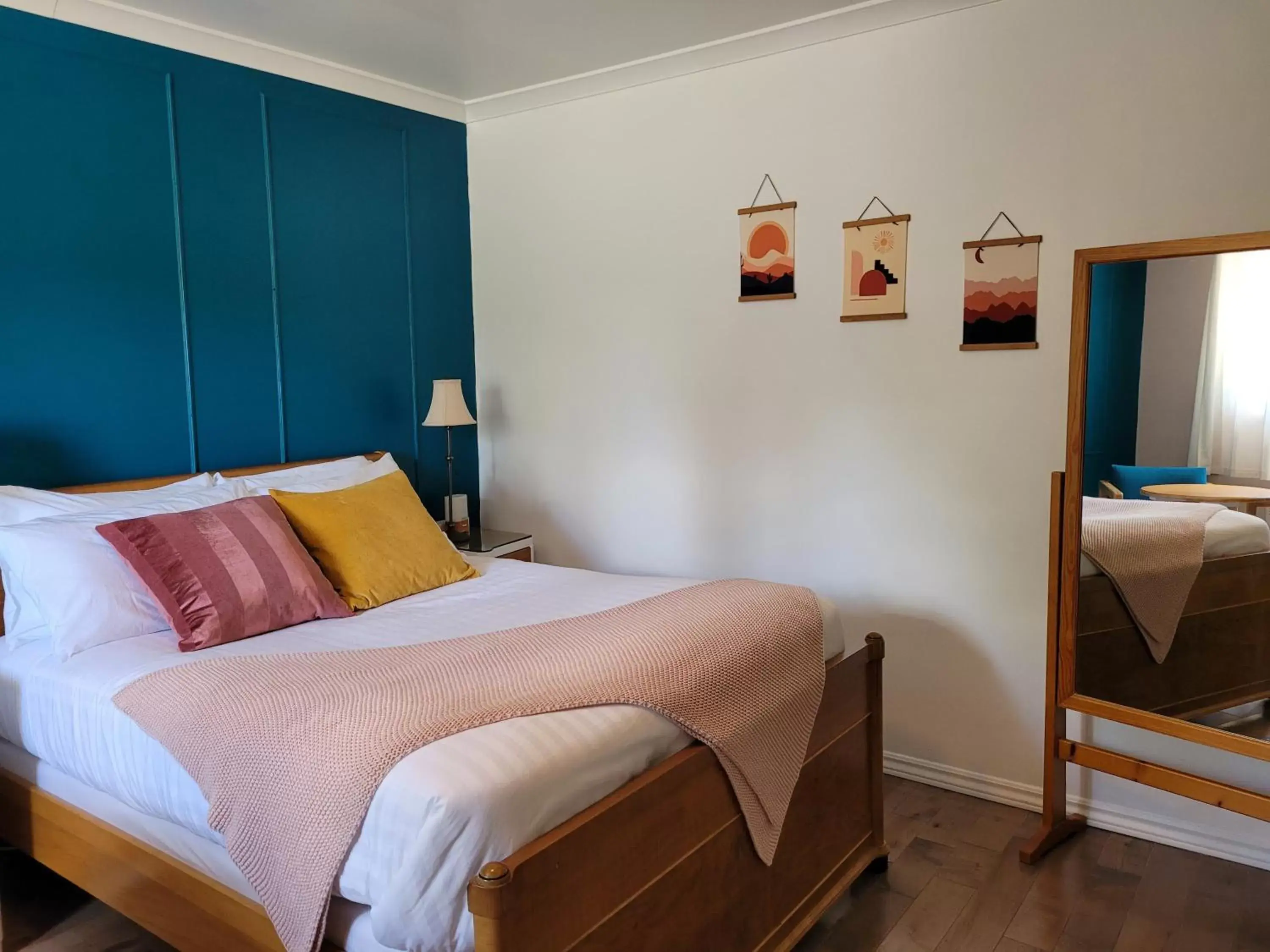 Double Room with Private Bathroom in Motel Abricafé Double Room with Private Bathroom in Motel Abricafé