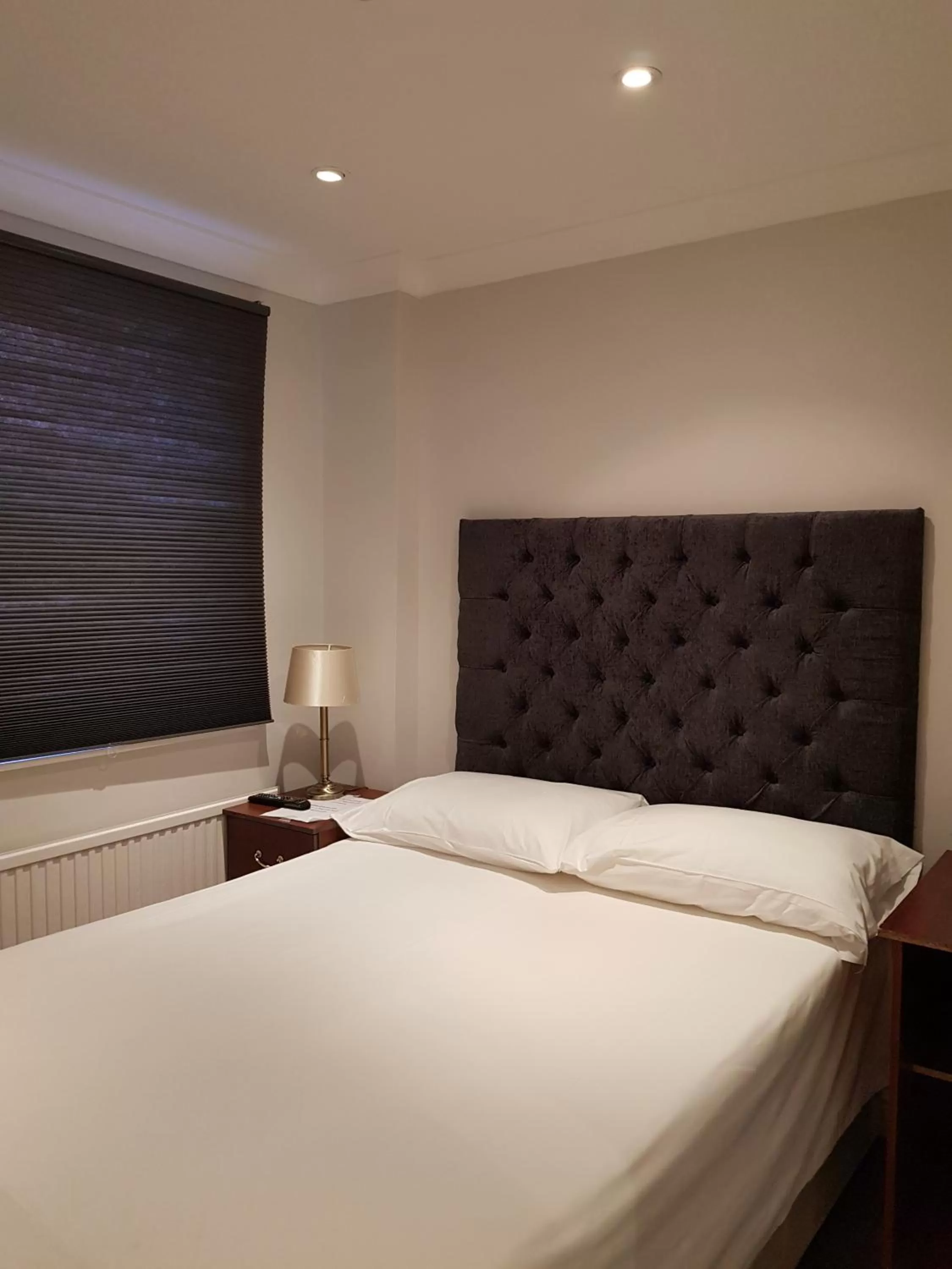 Bed in Blagrave Rooms