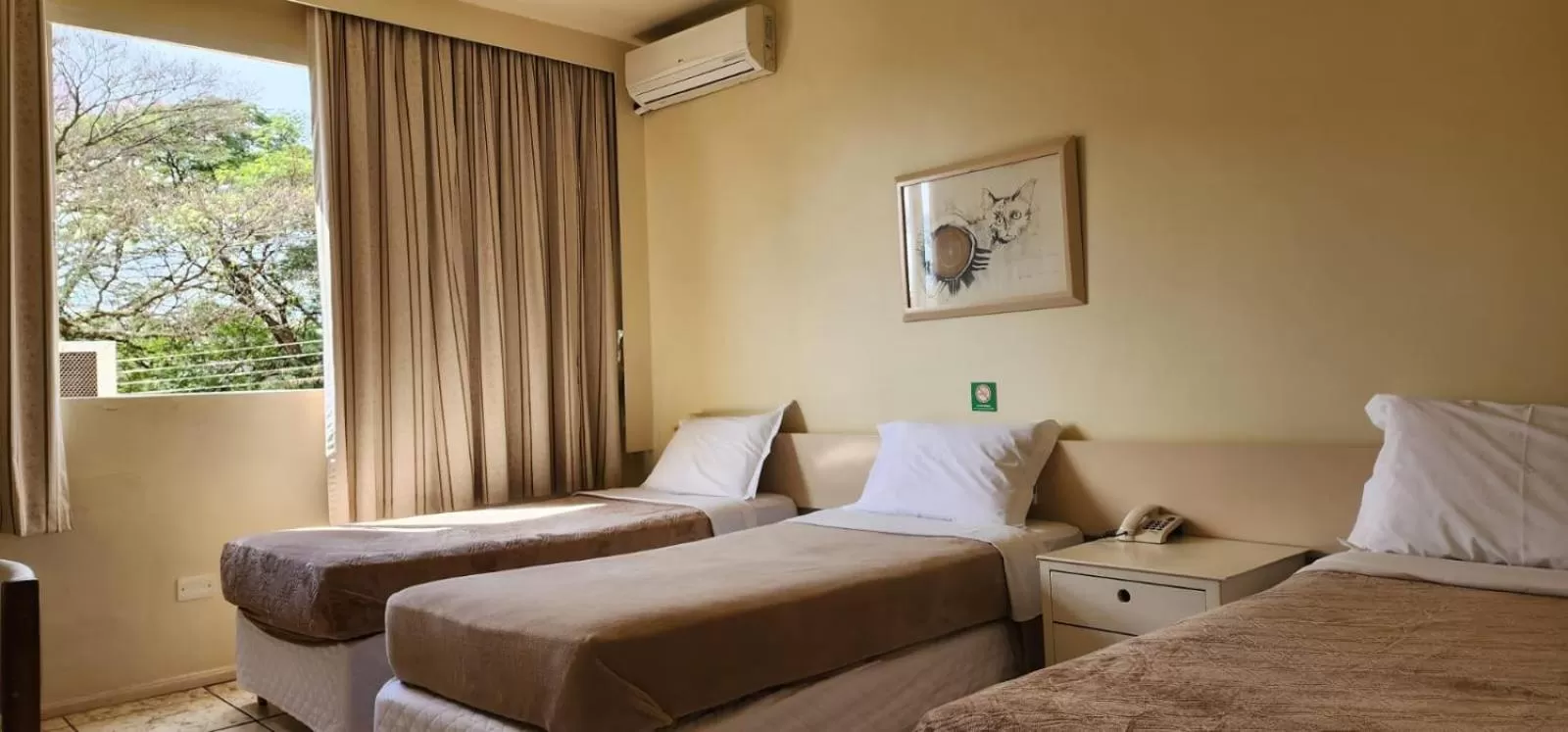 Bed in Hotel do Lago