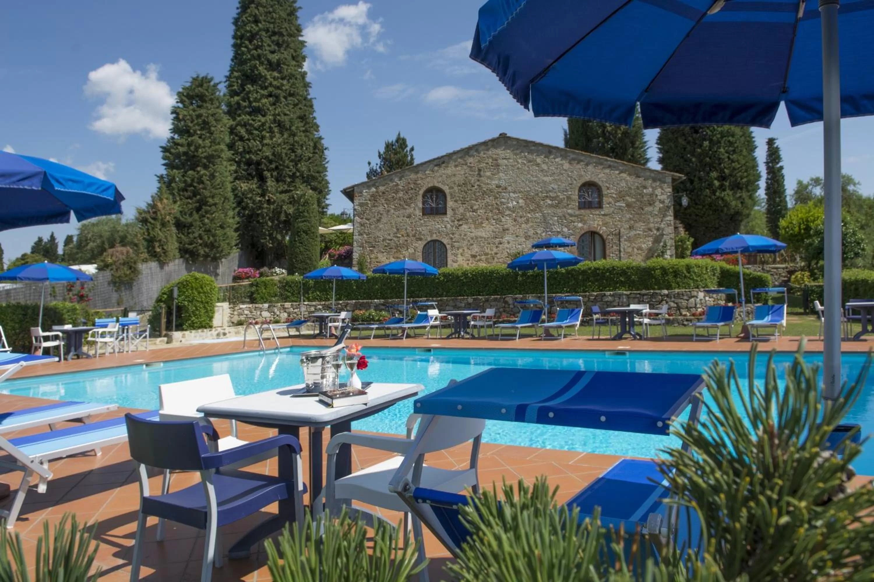 Swimming pool in Hotel Belvedere Di San Leonino