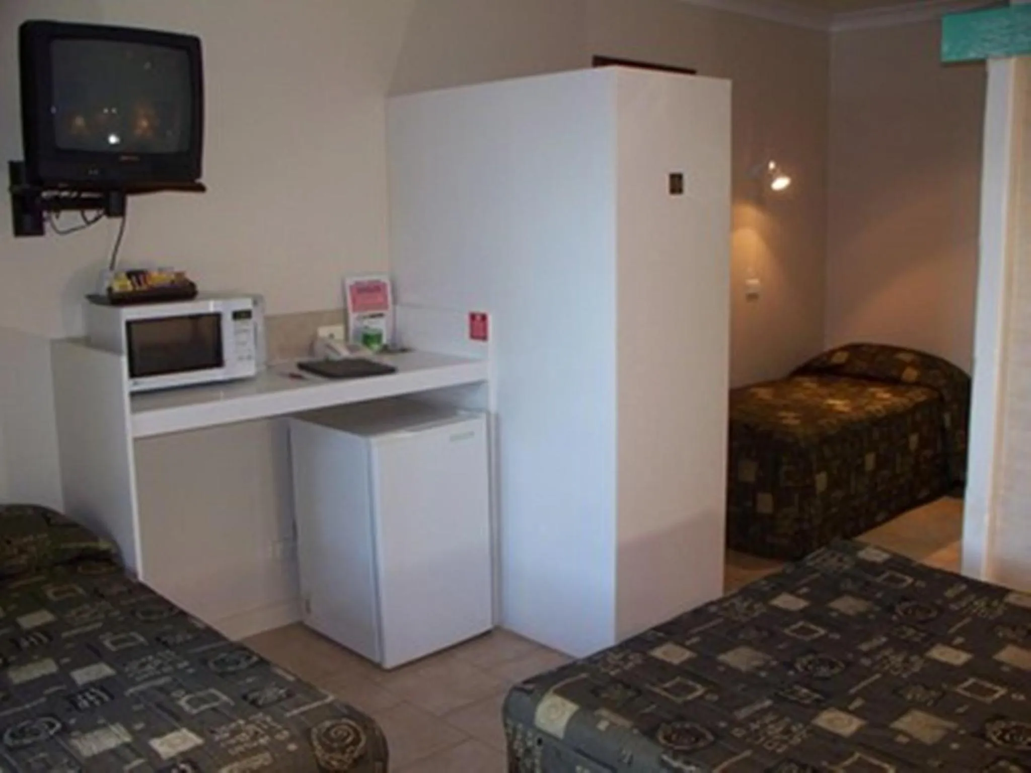 TV and multimedia, Bed in Aspect Central