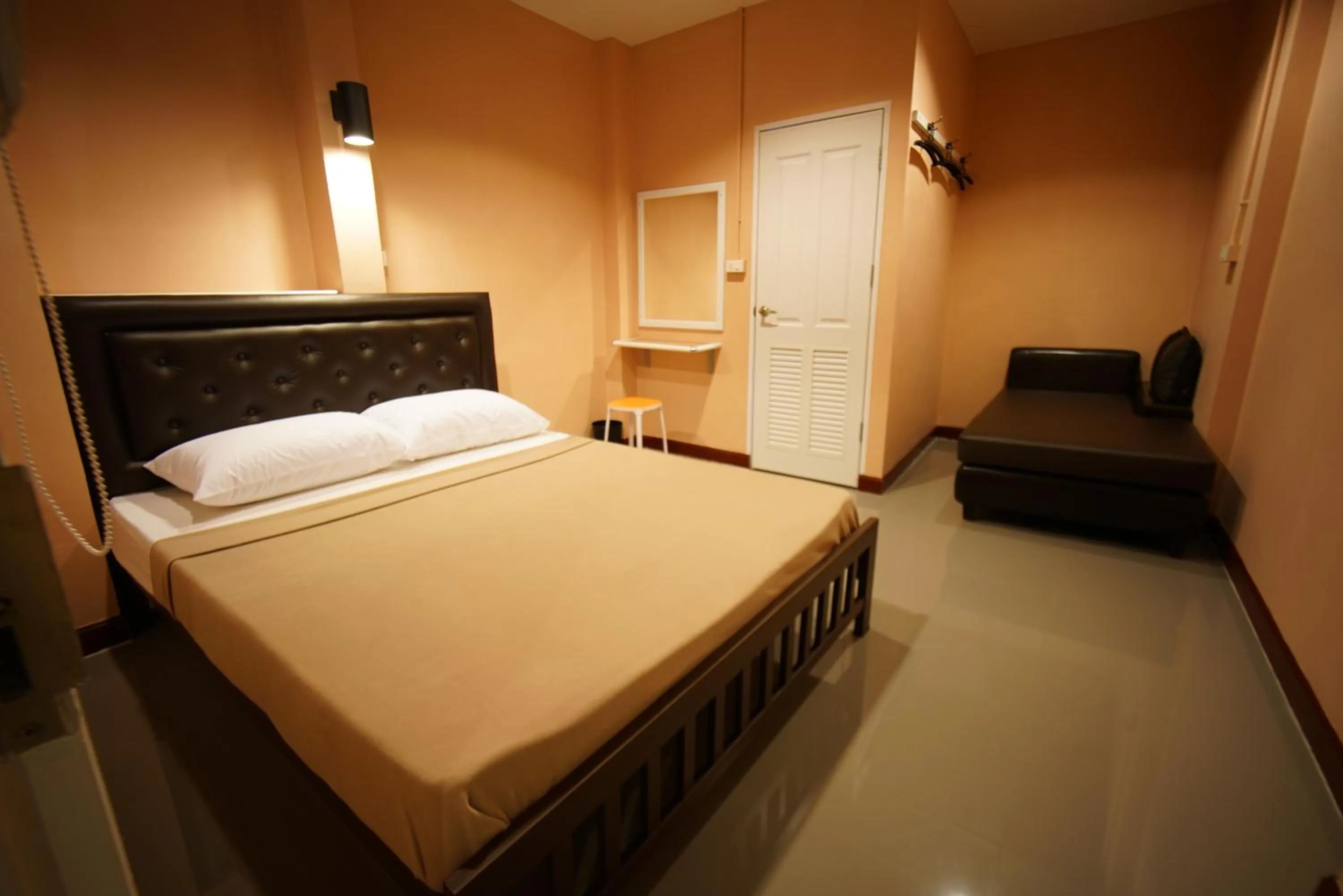 Photo of the whole room, Bed in Urban Hostel Bangkok