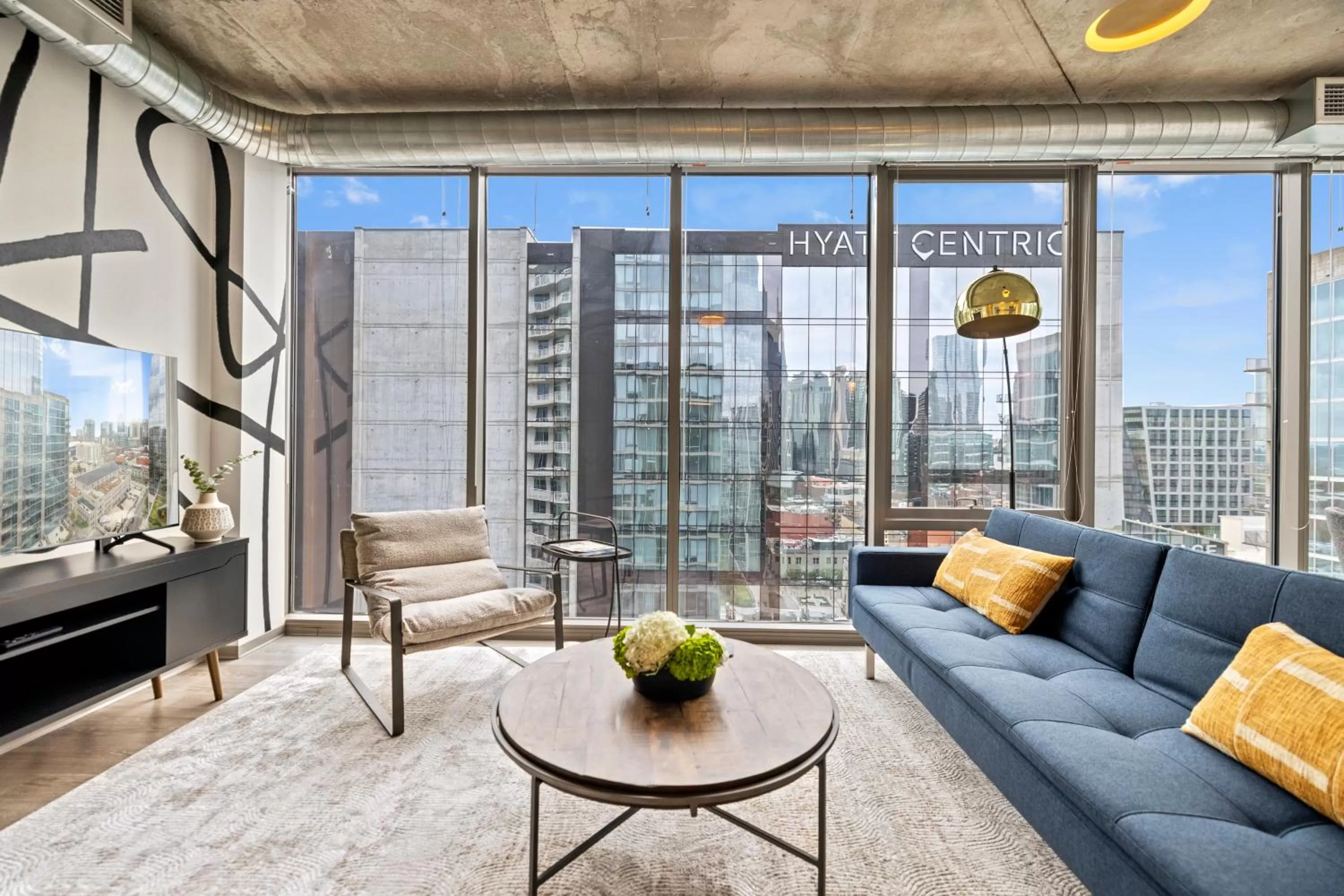 Living room in Placemakr Premier SoBro