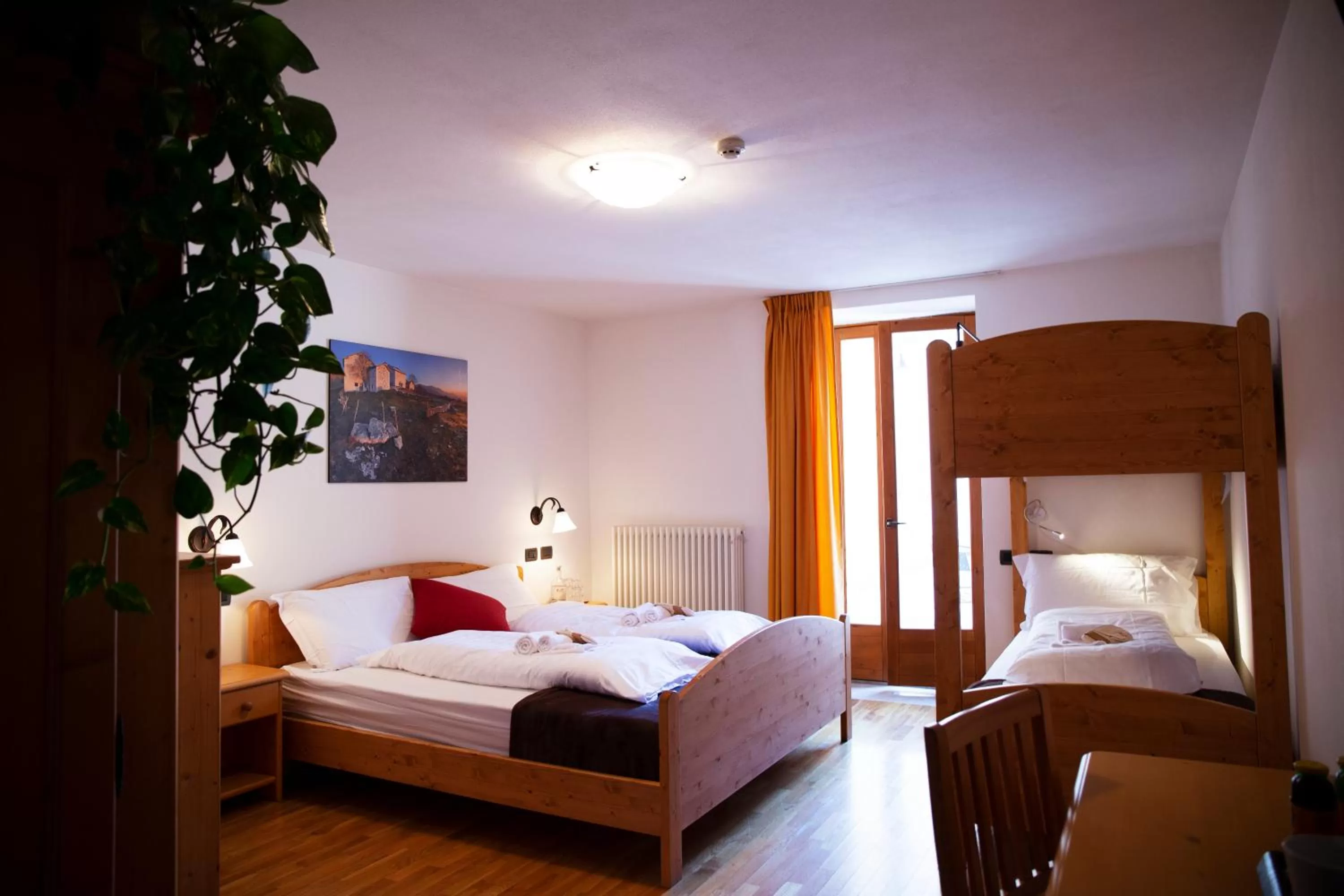 Photo of the whole room, Bed in Locanda Alpina