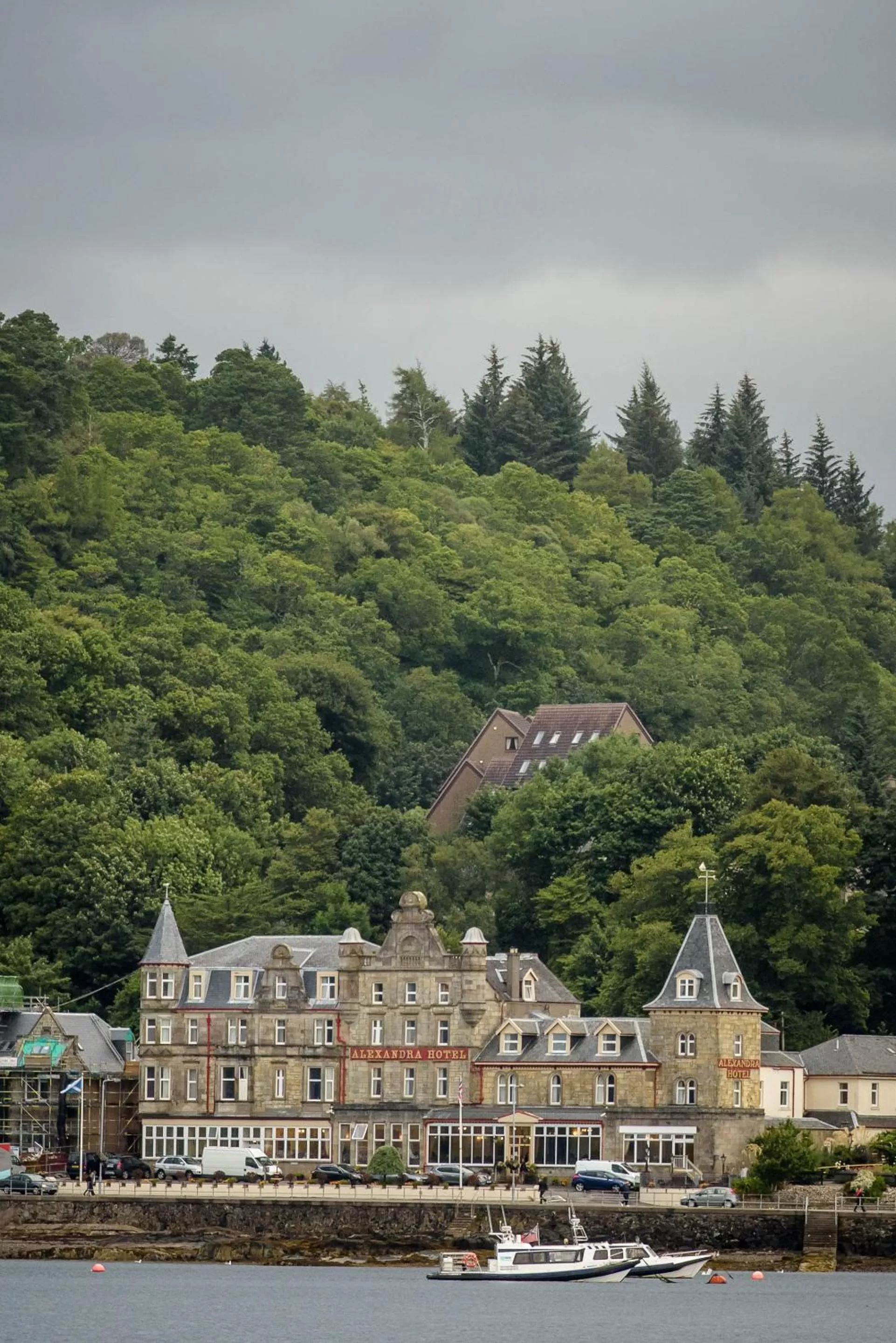 Mountain view in Muthu Alexandra Hotel