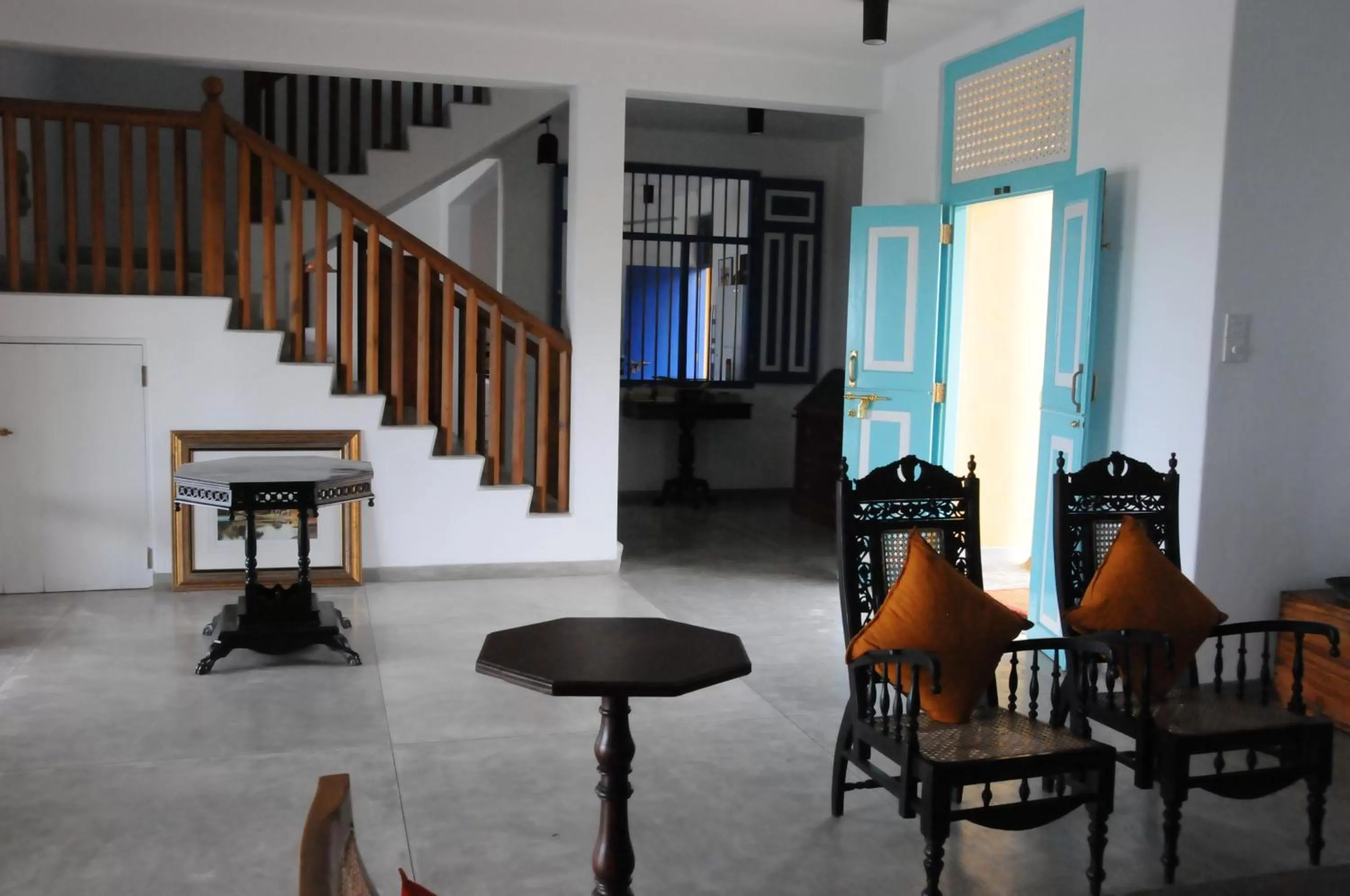 Living room in Villa Atulya at Ocean's edge