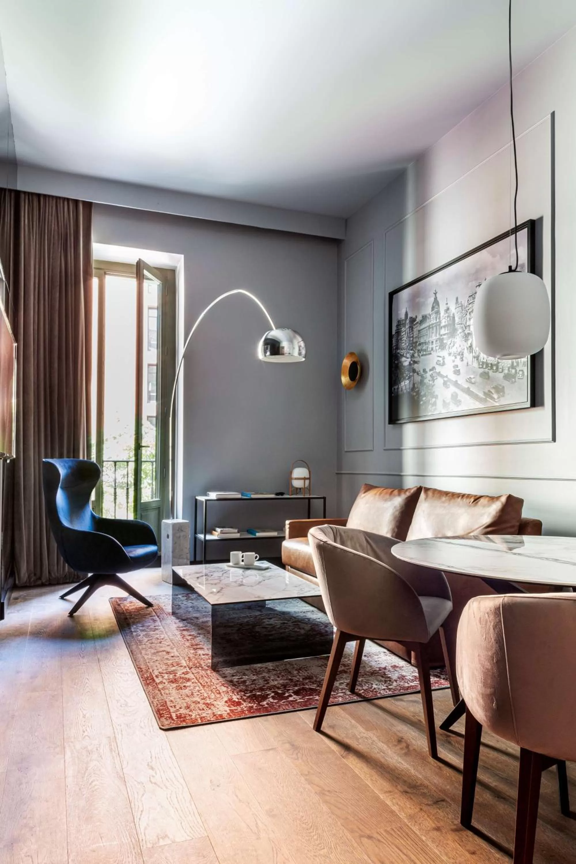 Living room in Radisson Blu Hotel, Madrid Prado