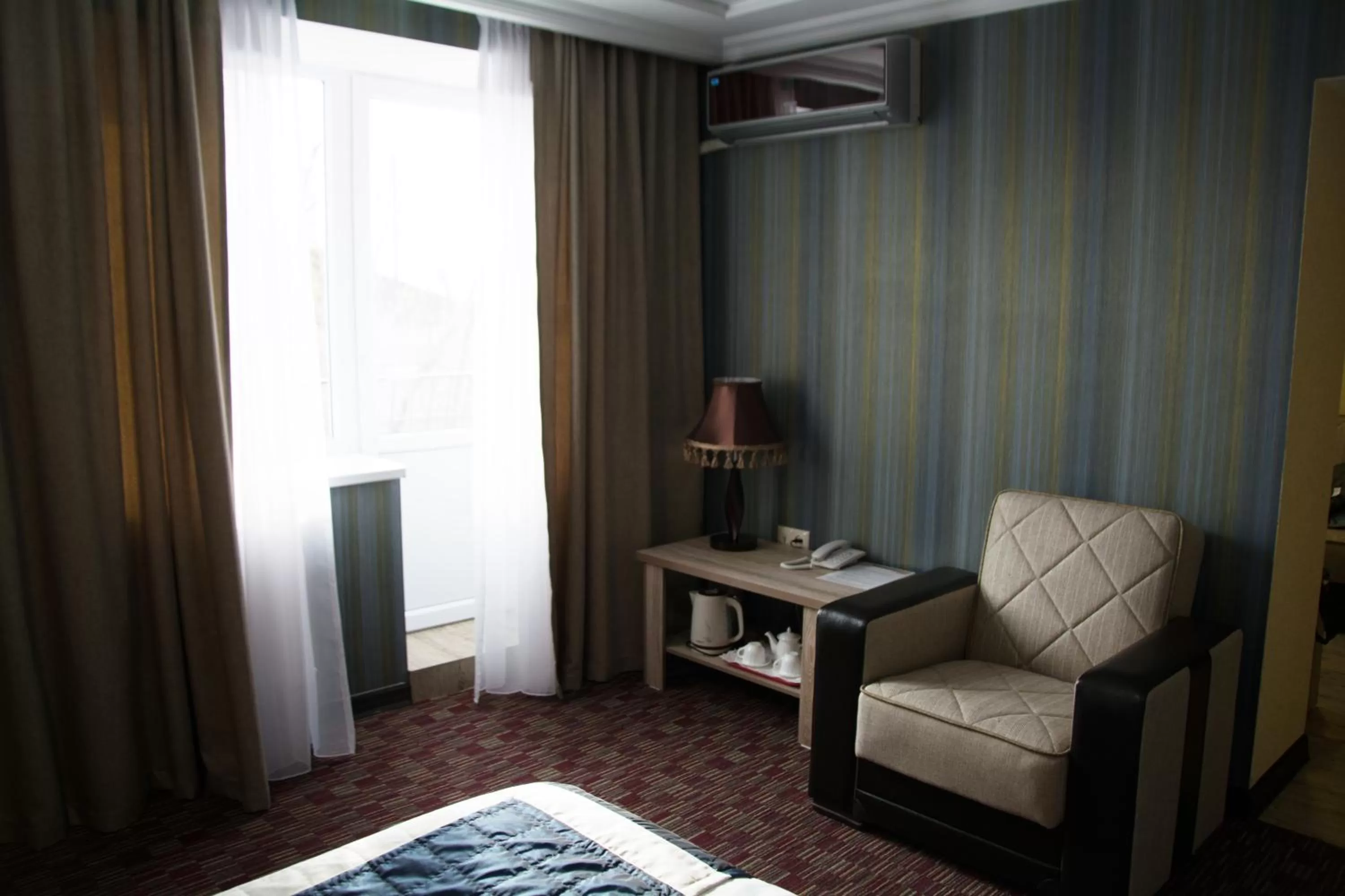 Photo of the whole room, Seating Area in UYUTNYY DOM