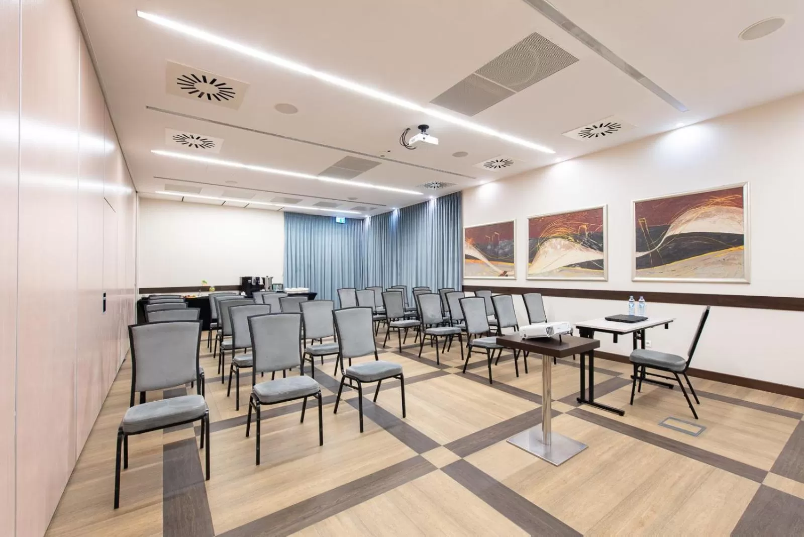 Meeting/conference room in Hotel Arkon Park Gdańsk- Destigo Hotels