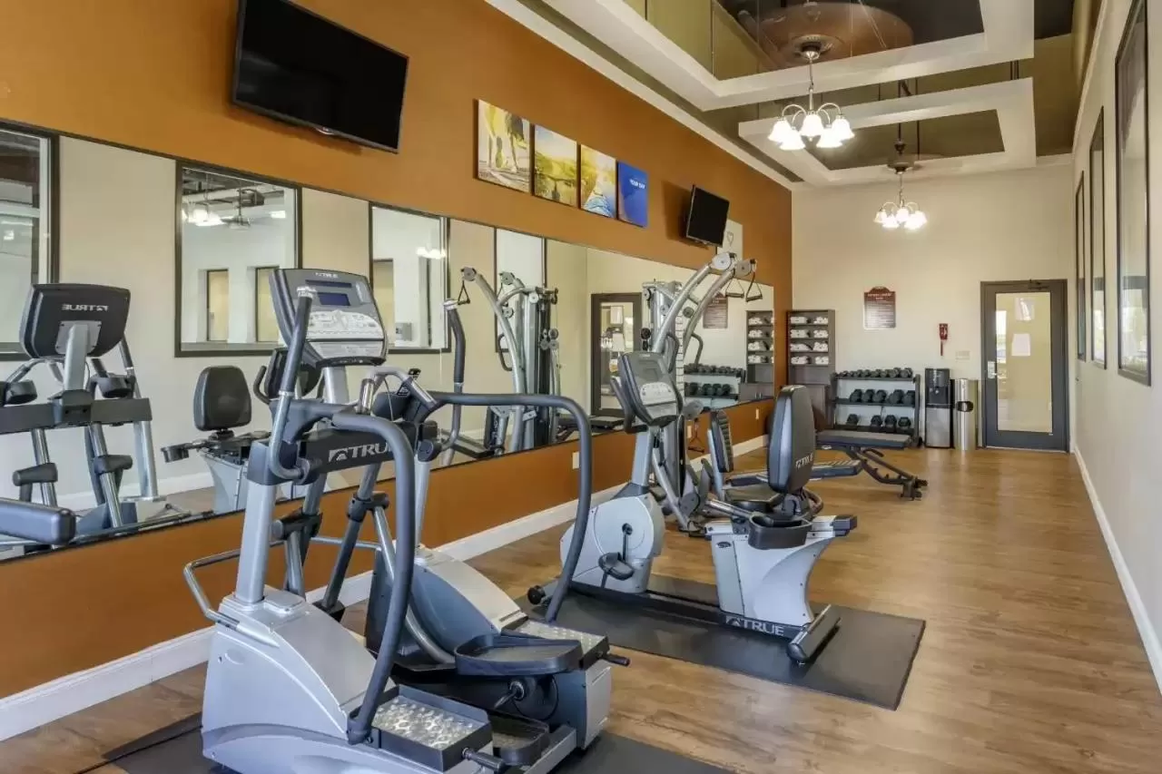 Fitness centre/facilities in Comfort Suites Batesville