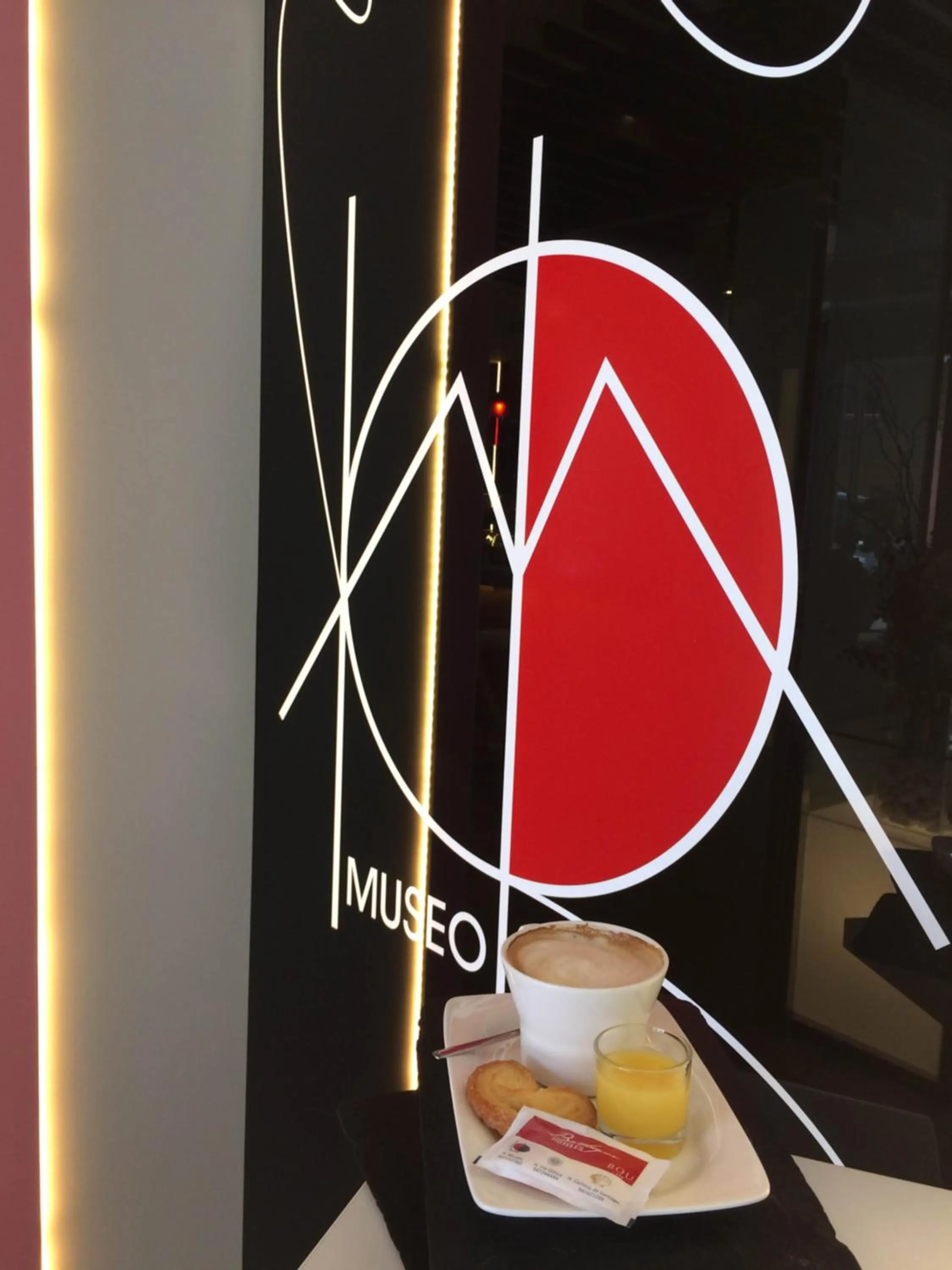 Logo/Certificate/Sign in Hotel Boutique Museo Burgos