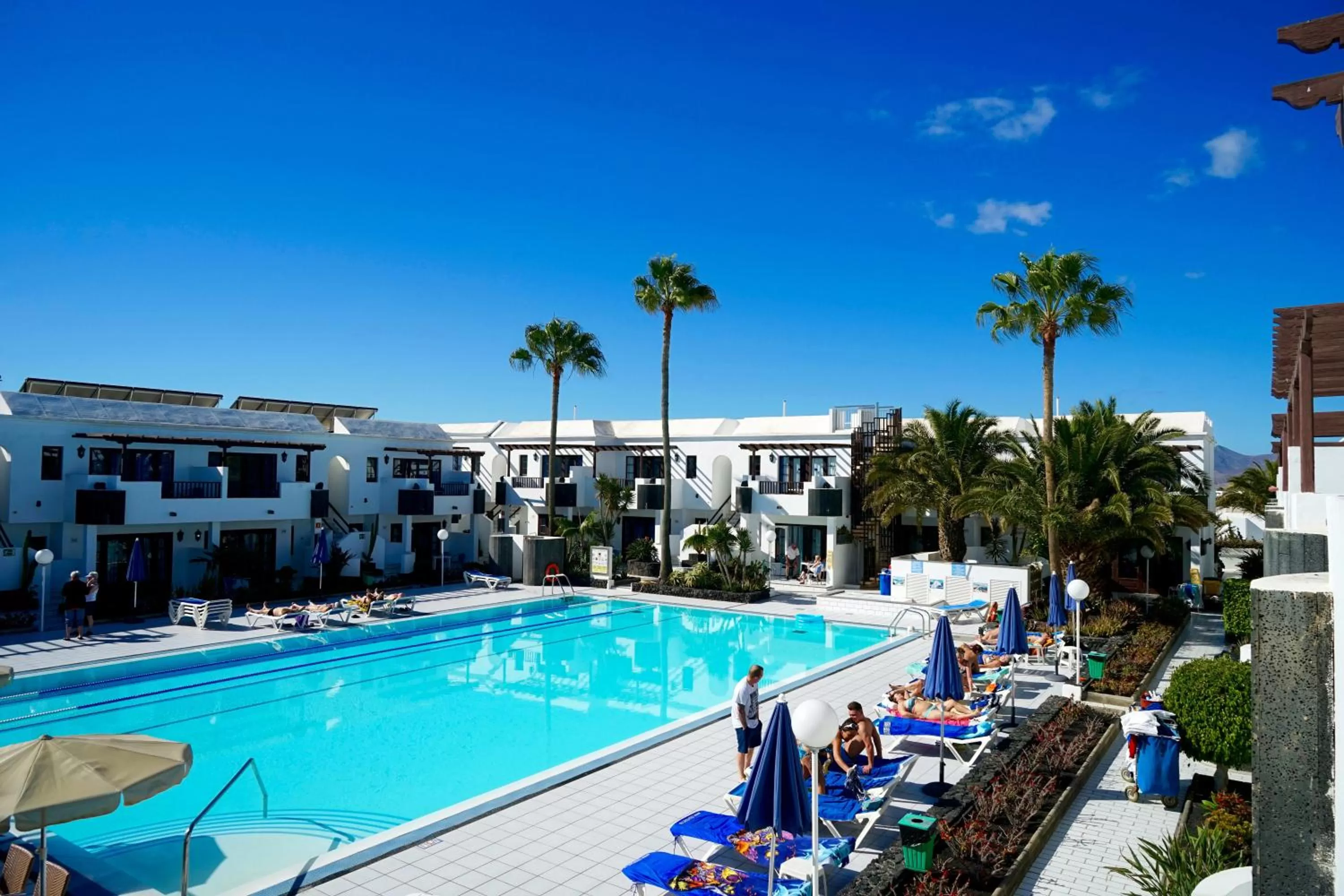 Pool view in Plaza Azul