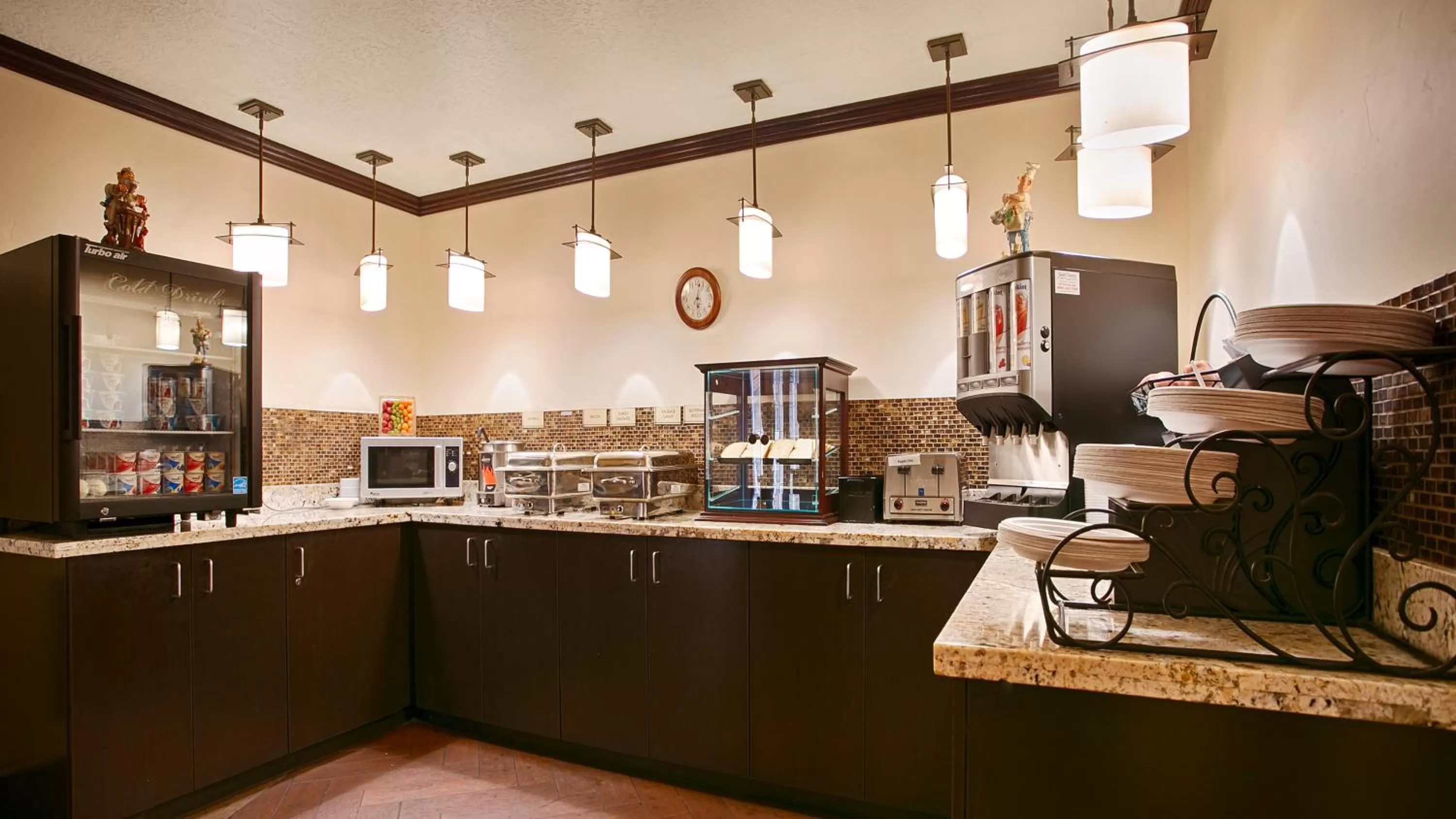 Restaurant/places to eat in Park Inn by Radisson, Salt Lake City-Midvale