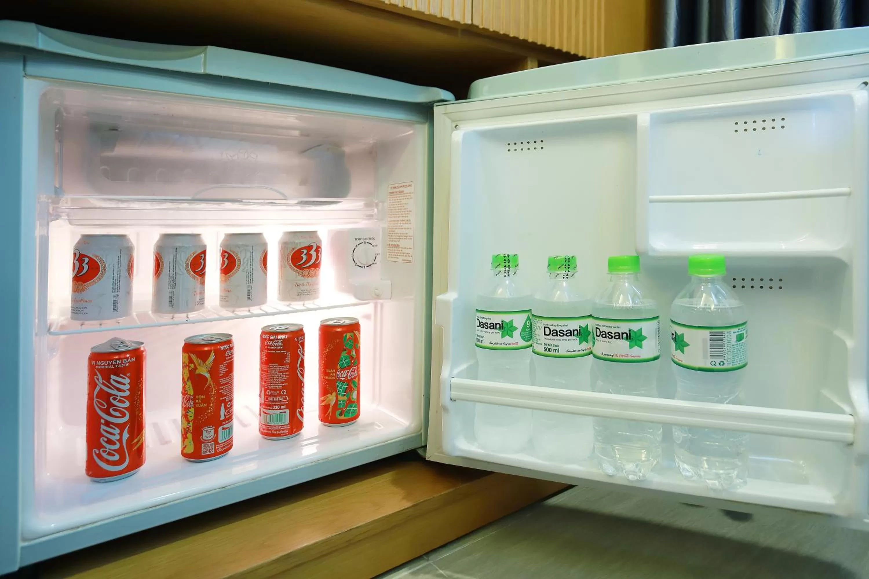 Drinks in Lucky Star Hotel 266 De Tham