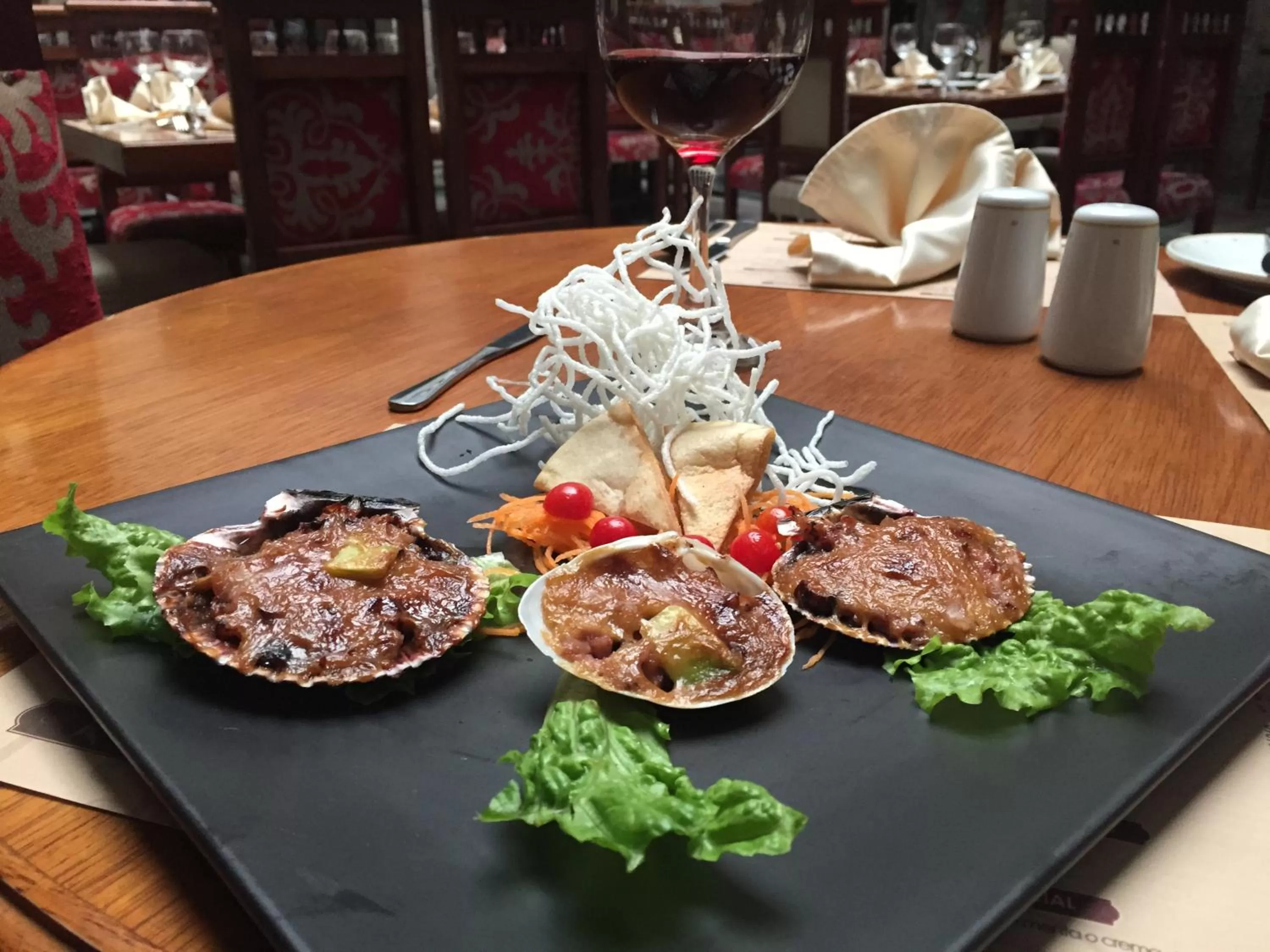 Food in Roka Plaza Hotel Boutique
