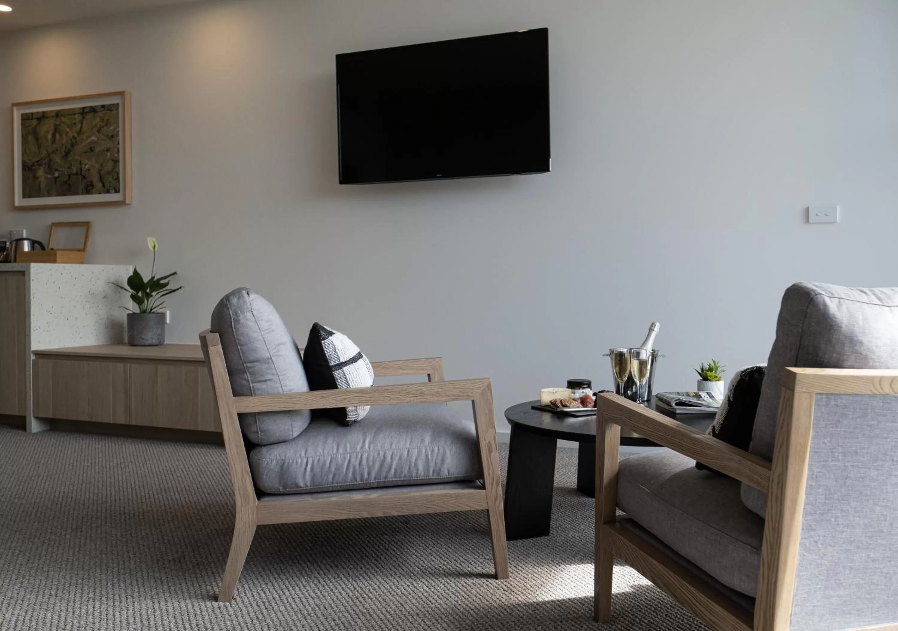 TV and multimedia in Links Lodge at The Dunes