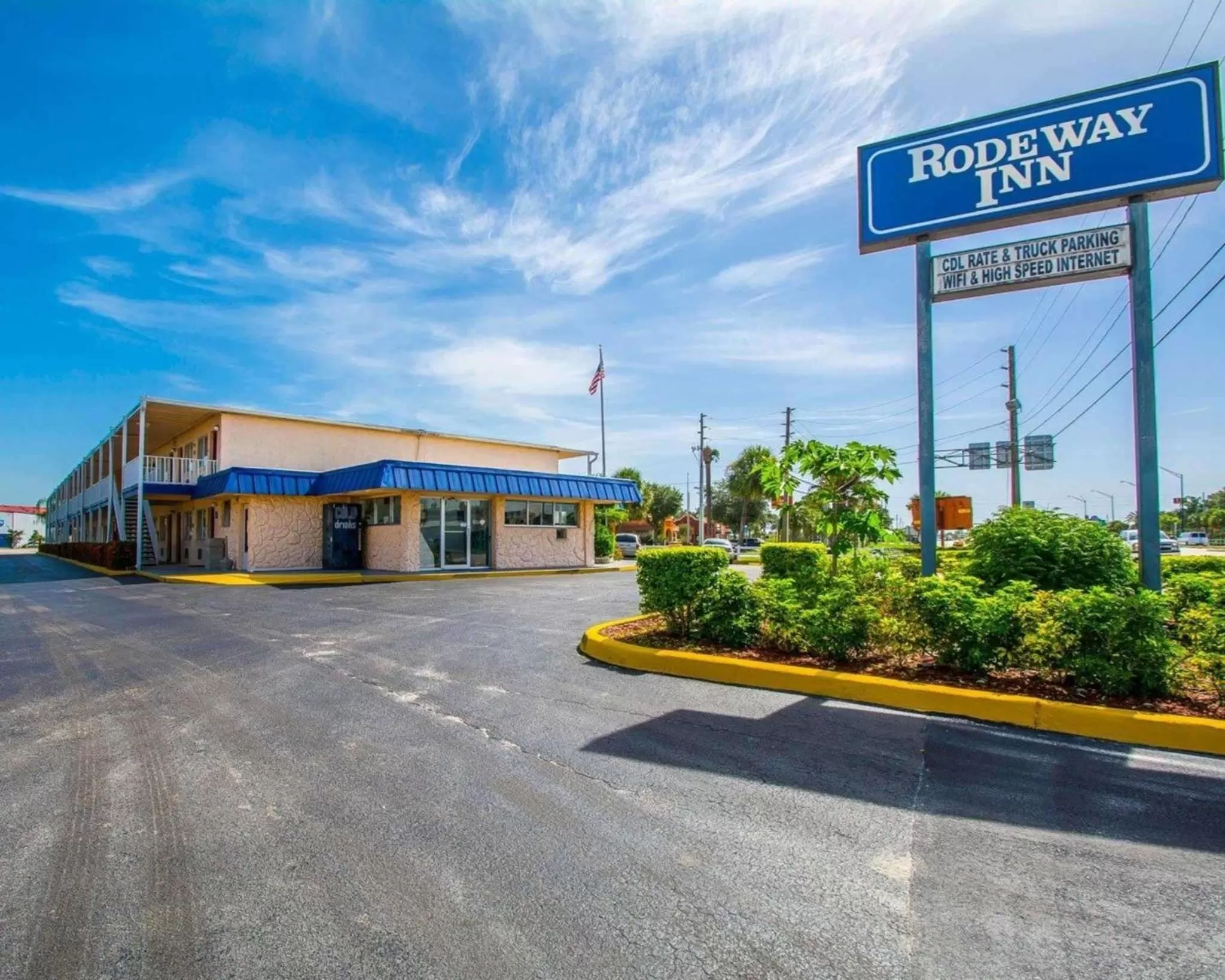 Property building in Rodeway Inn Fort Pierce I-95