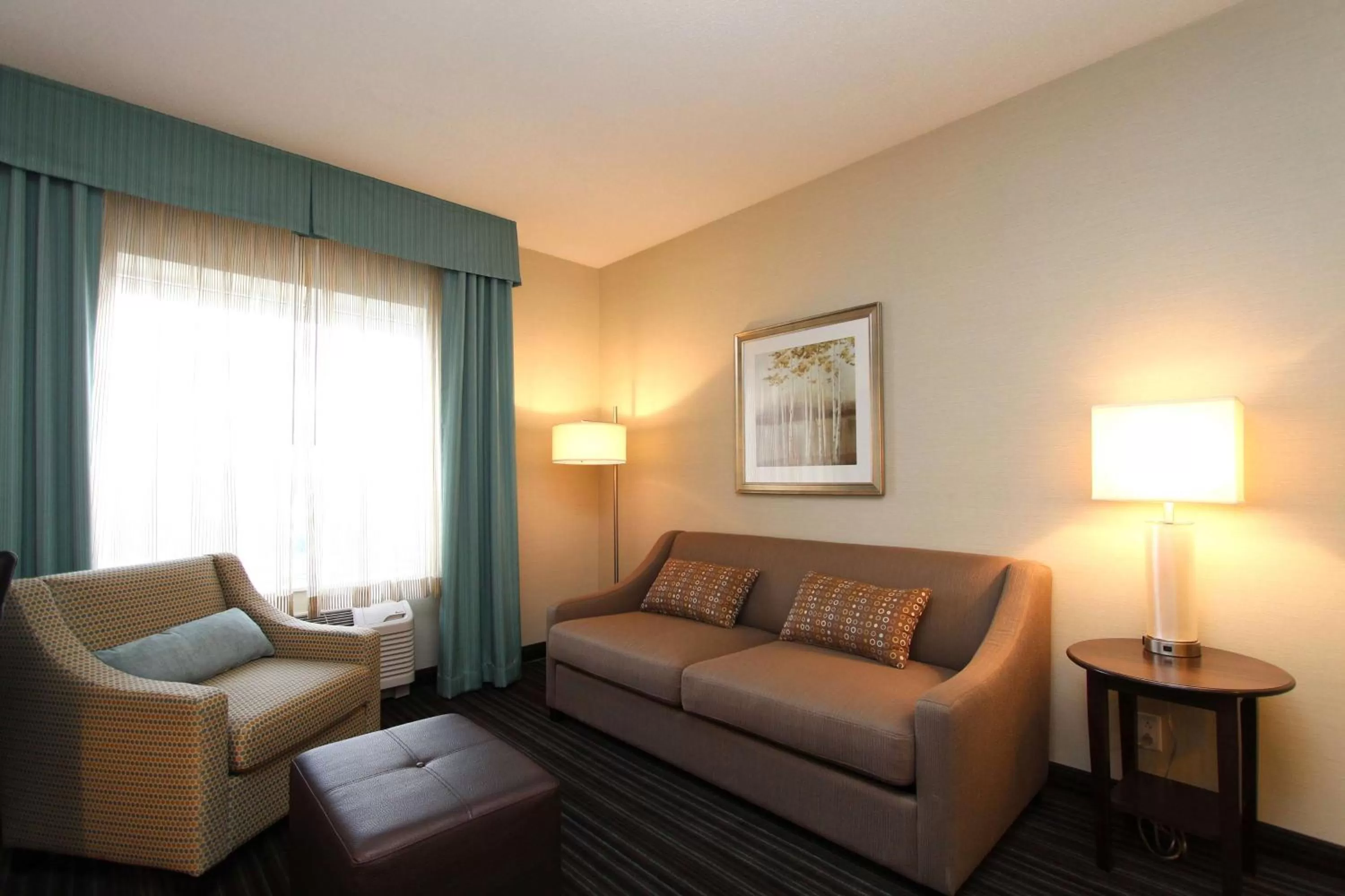 Living room in Hampton Inn & Suites by Hilton St. John's Airport