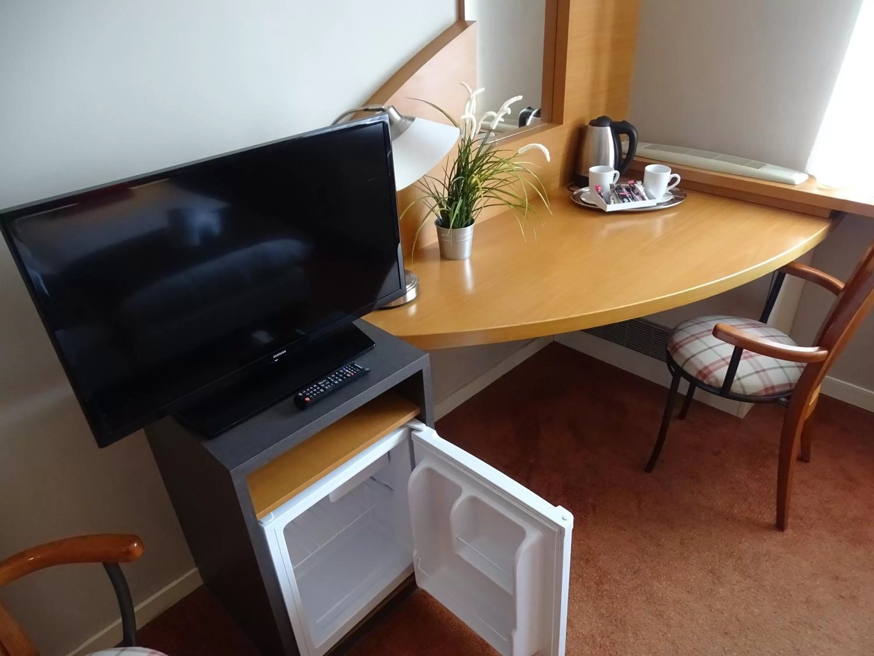 Executive Room Twin with daily cleaning in Sleep & Go Brussels Expo Hotel