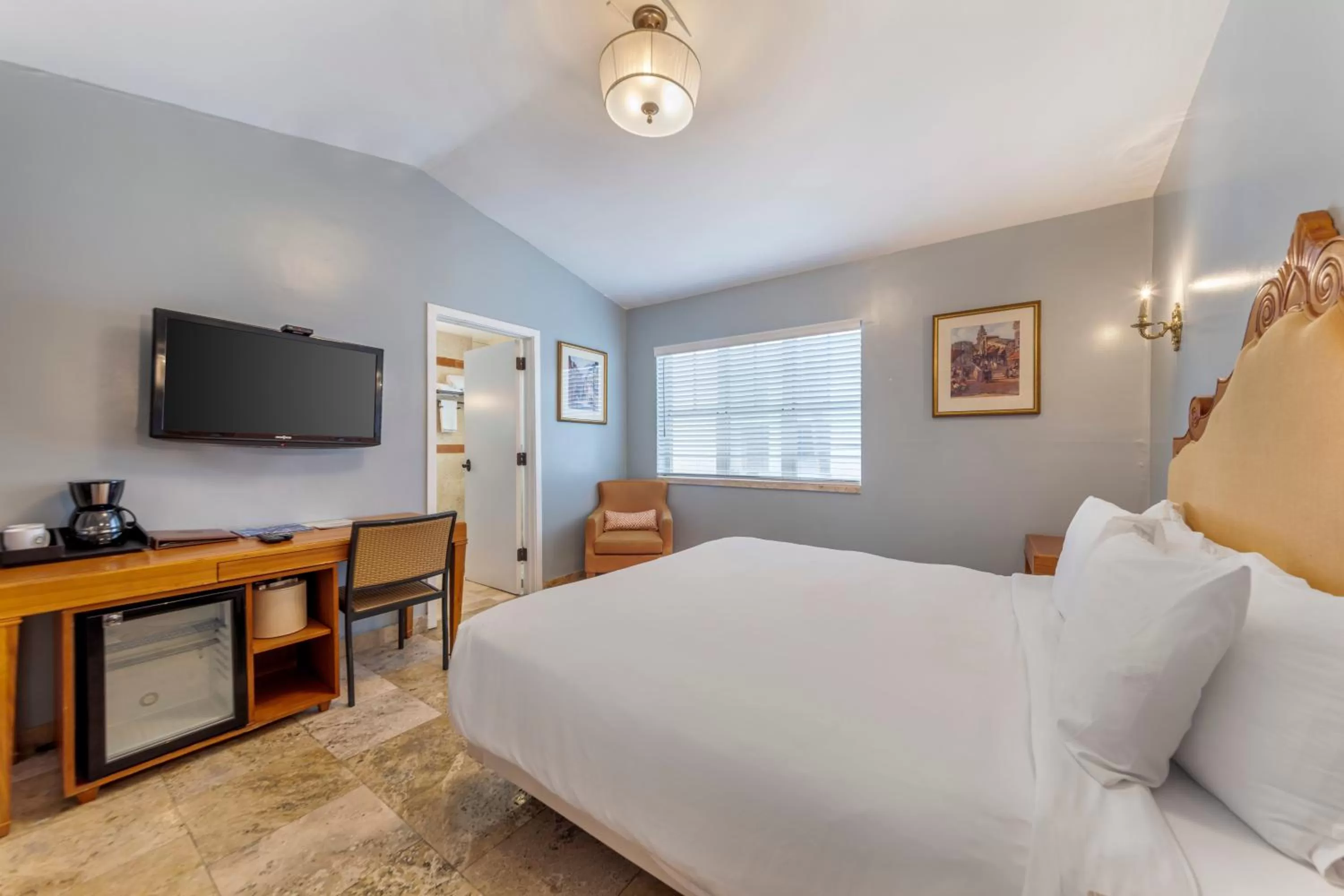 TV/Entertainment Center in Hotel Impala by LuxUrban