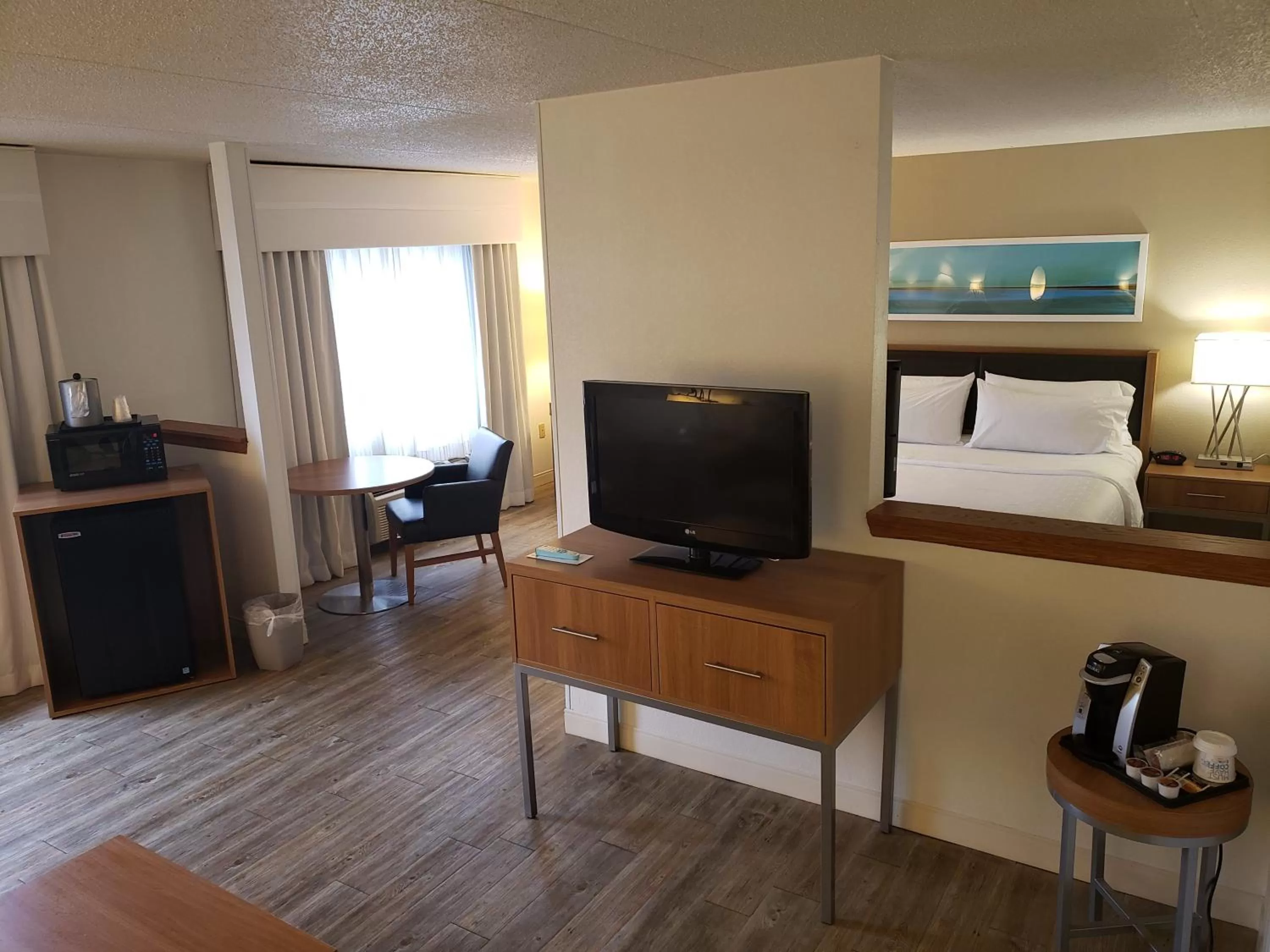Photo of the whole room in Holiday Inn Express Hotel Pittsburgh-North/Harmarville by IHG