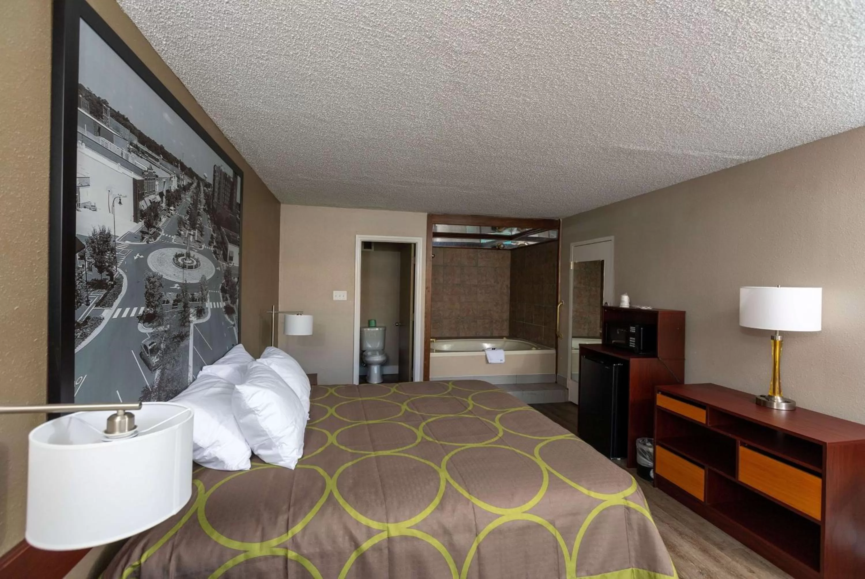 Photo of the whole room, Bed in Super 8 by Wyndham Goldsboro
