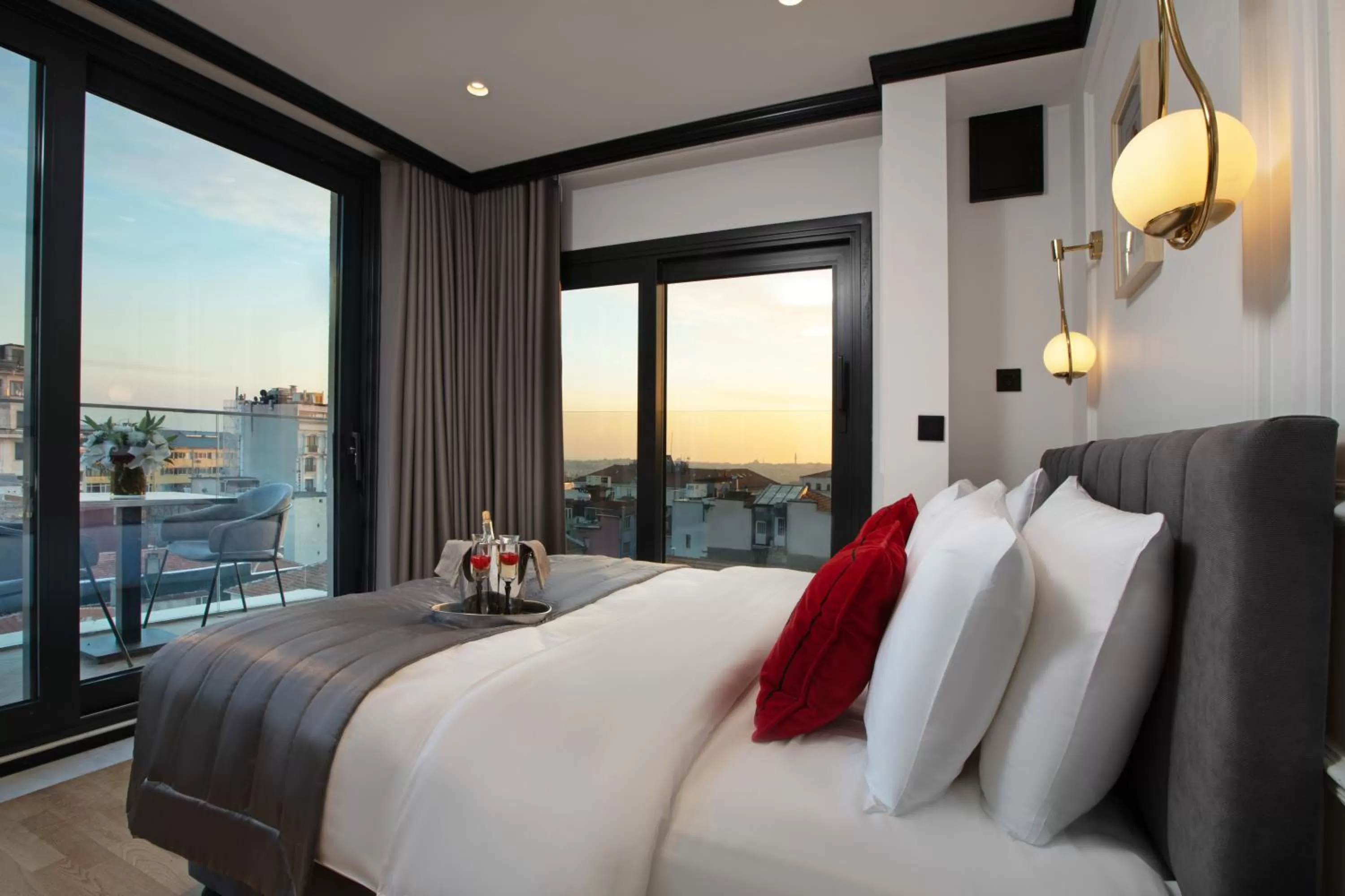 City view, Bed in The Trinity Hotel Taksim - Special Category