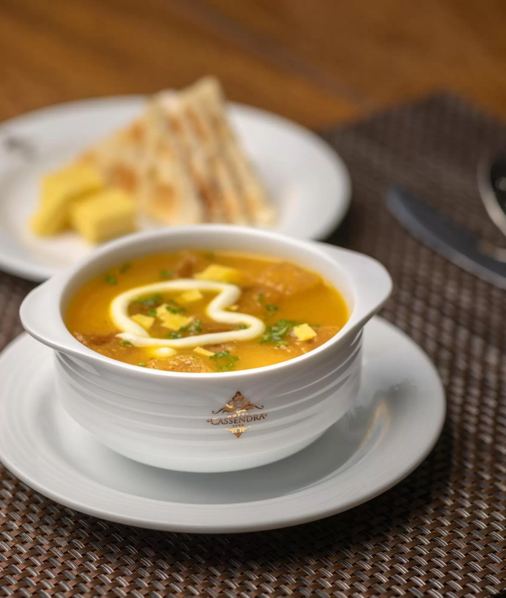 Food and drinks in Hotel Cassendra