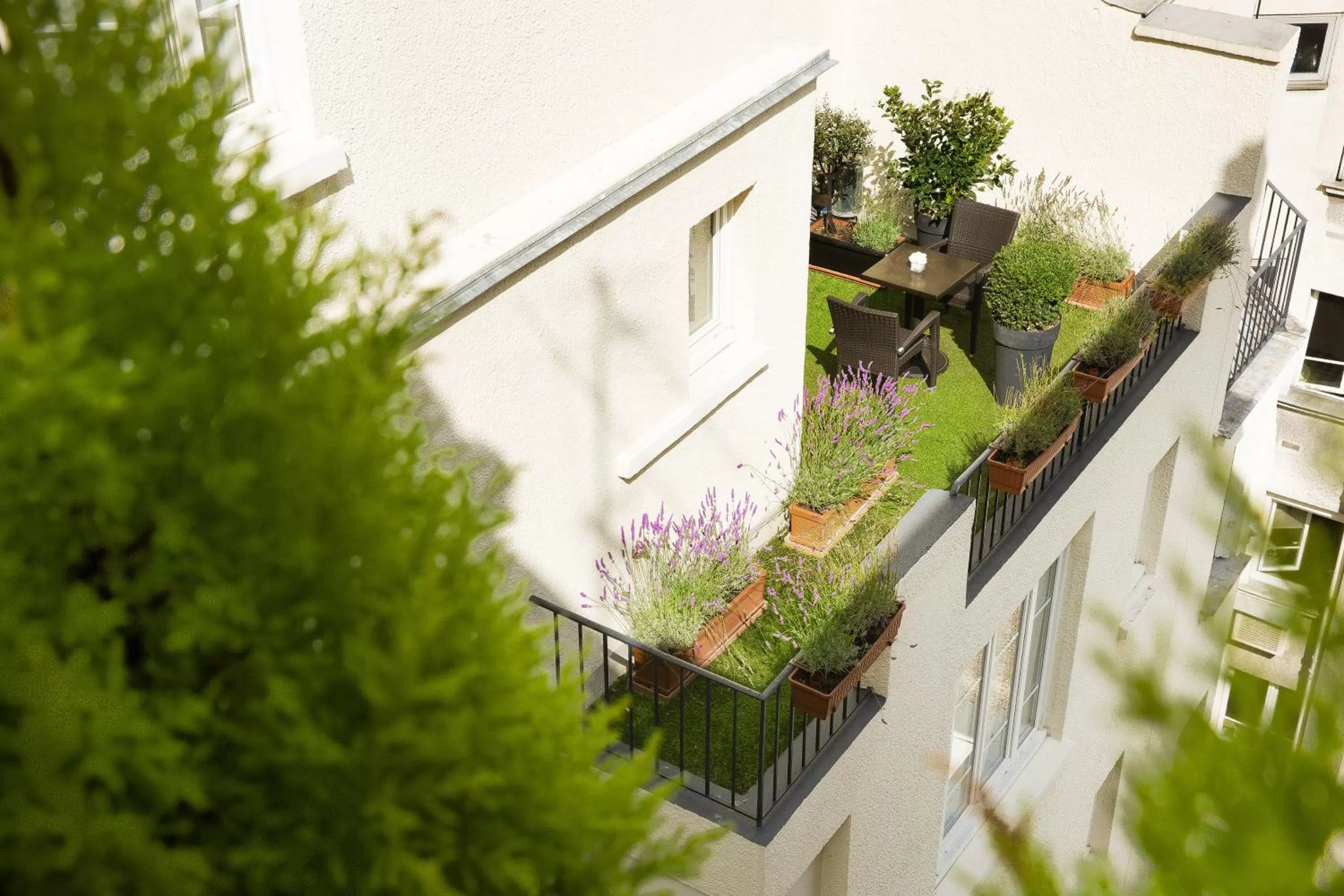 Patio in Hotel Residence Foch