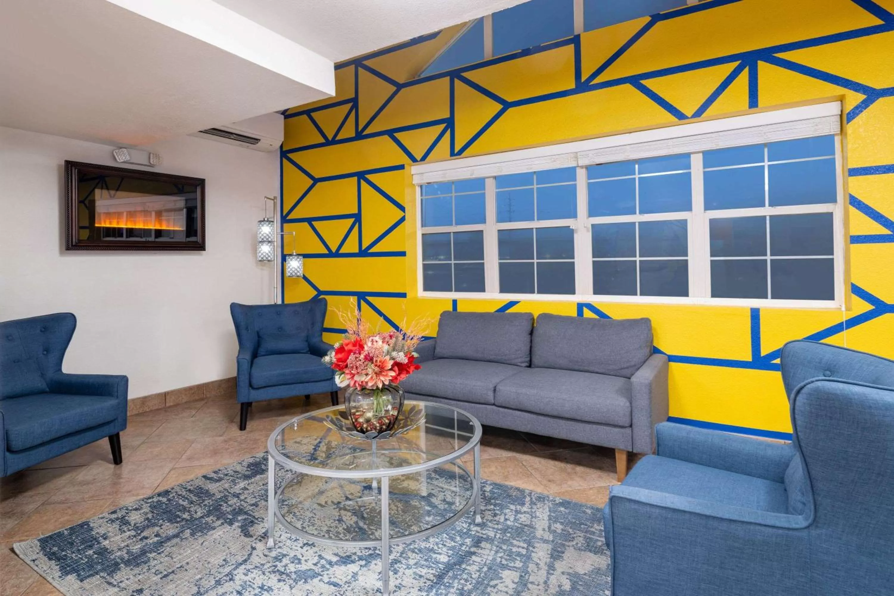 Lobby or reception in Microtel Inn & Suites by Wyndham Salt Lake City Airport