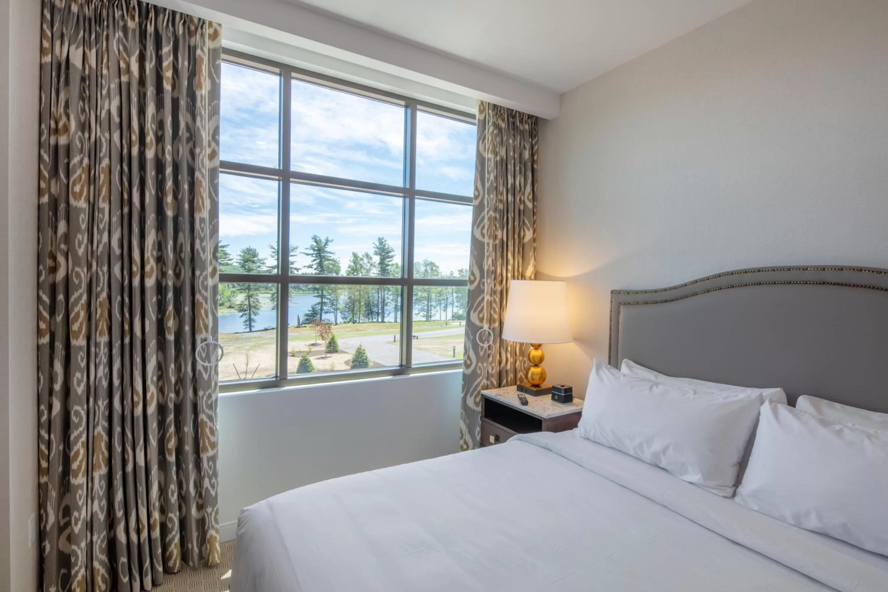 Bed in YO1 Longevity & Health Resorts, Catskills