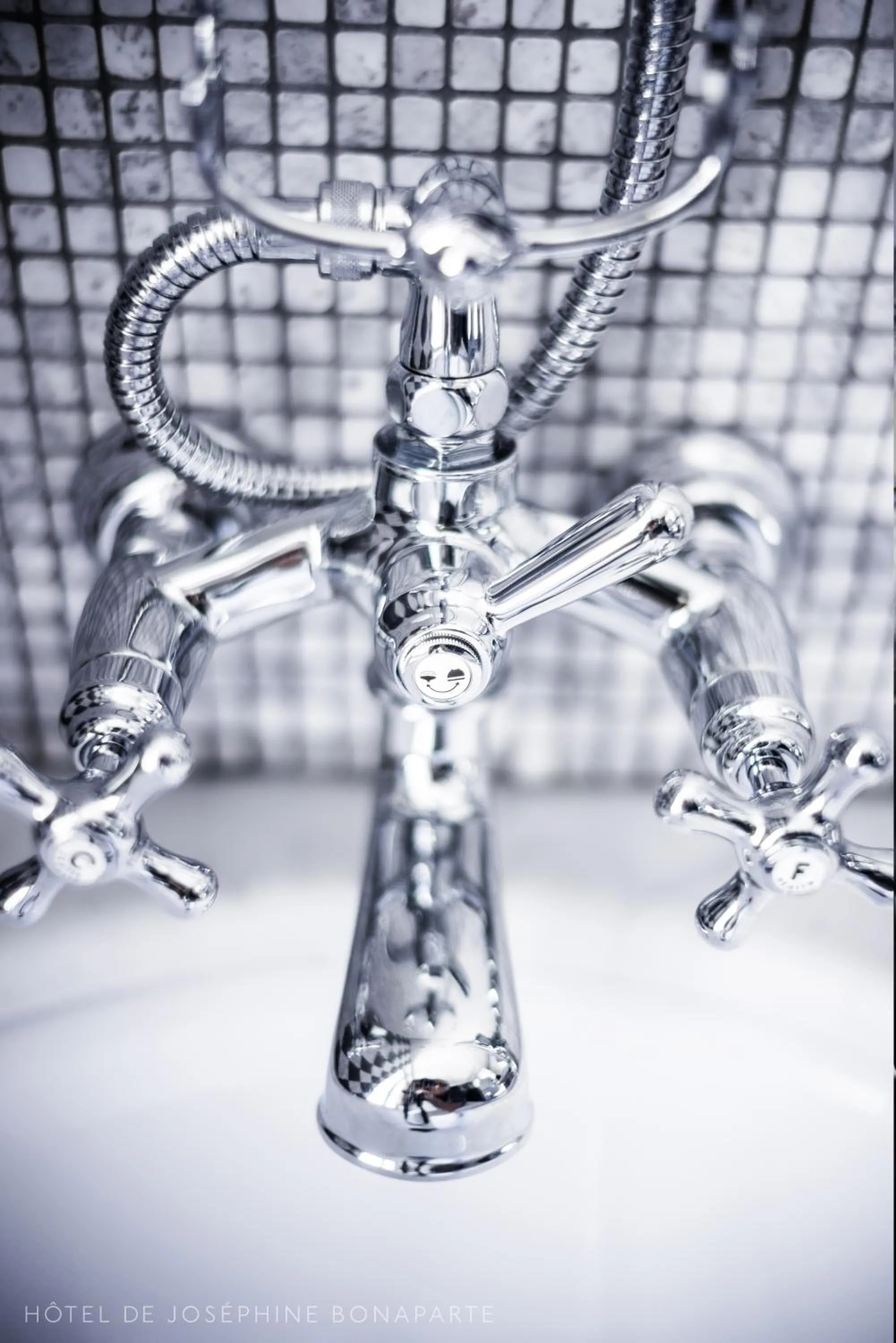 Bathroom in Hôtel de Joséphine BONAPARTE