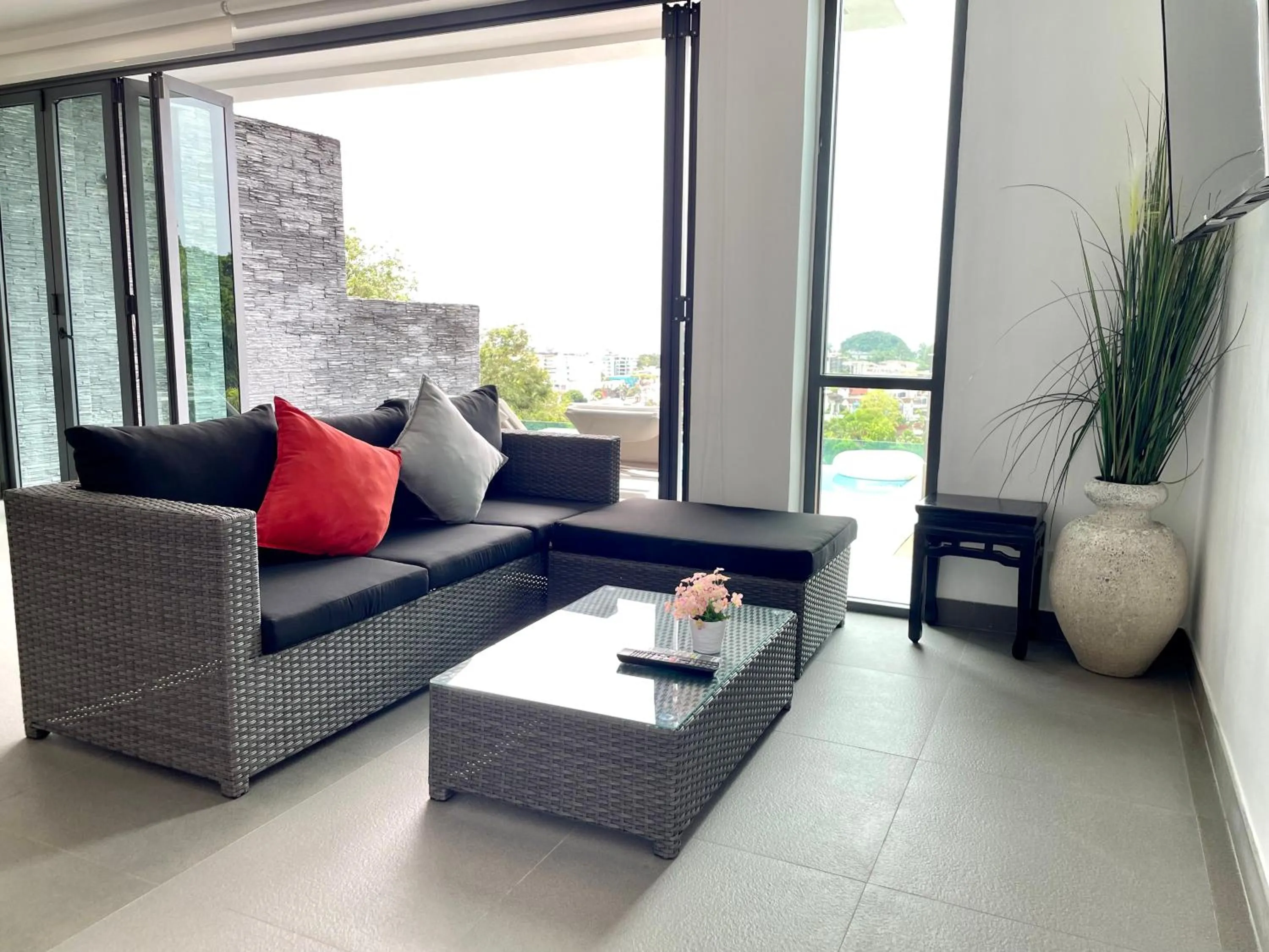 Baan Saint-Tropez Seaview Villas Kata Beach