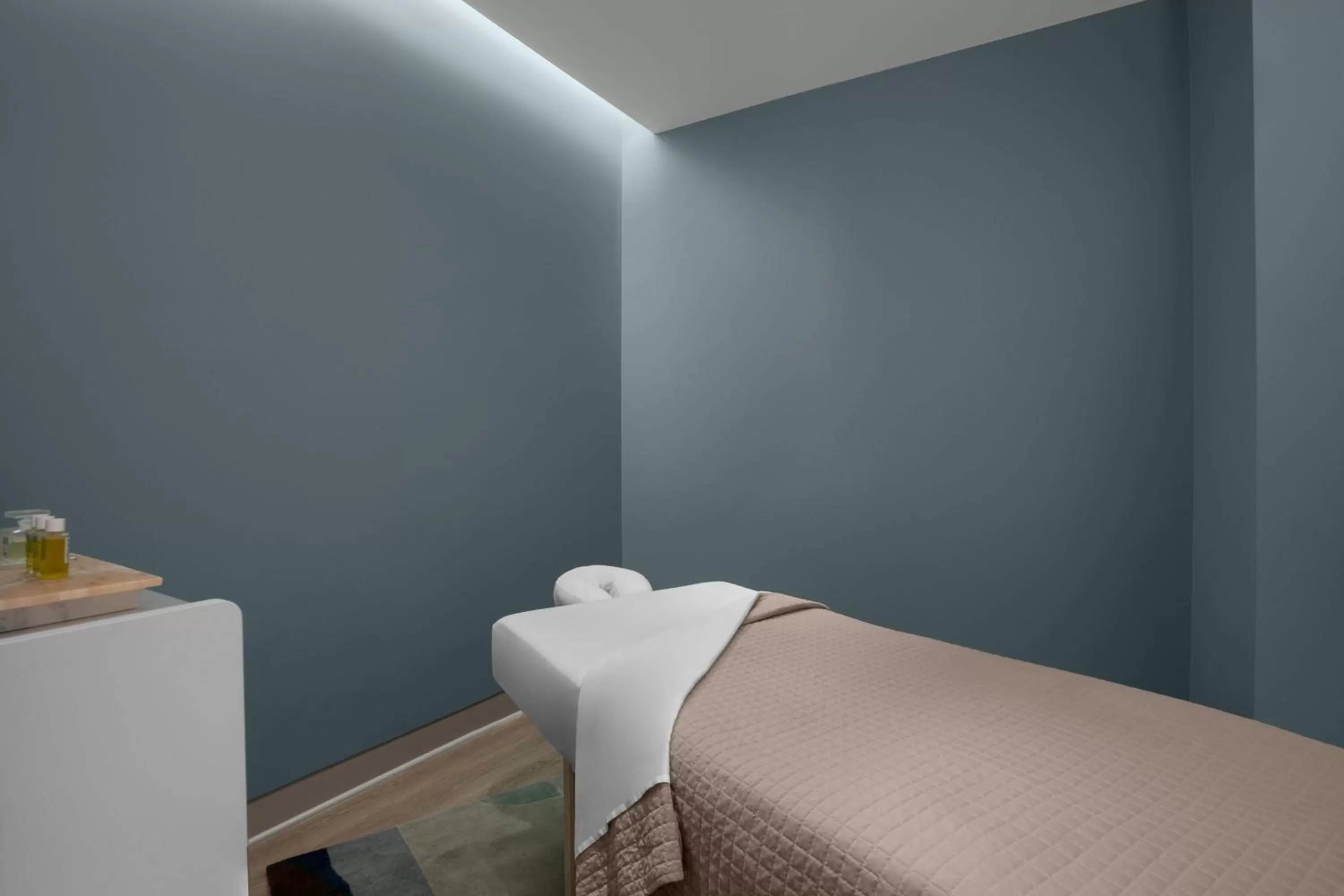 Spa and wellness centre/facilities, Bed in W Dallas