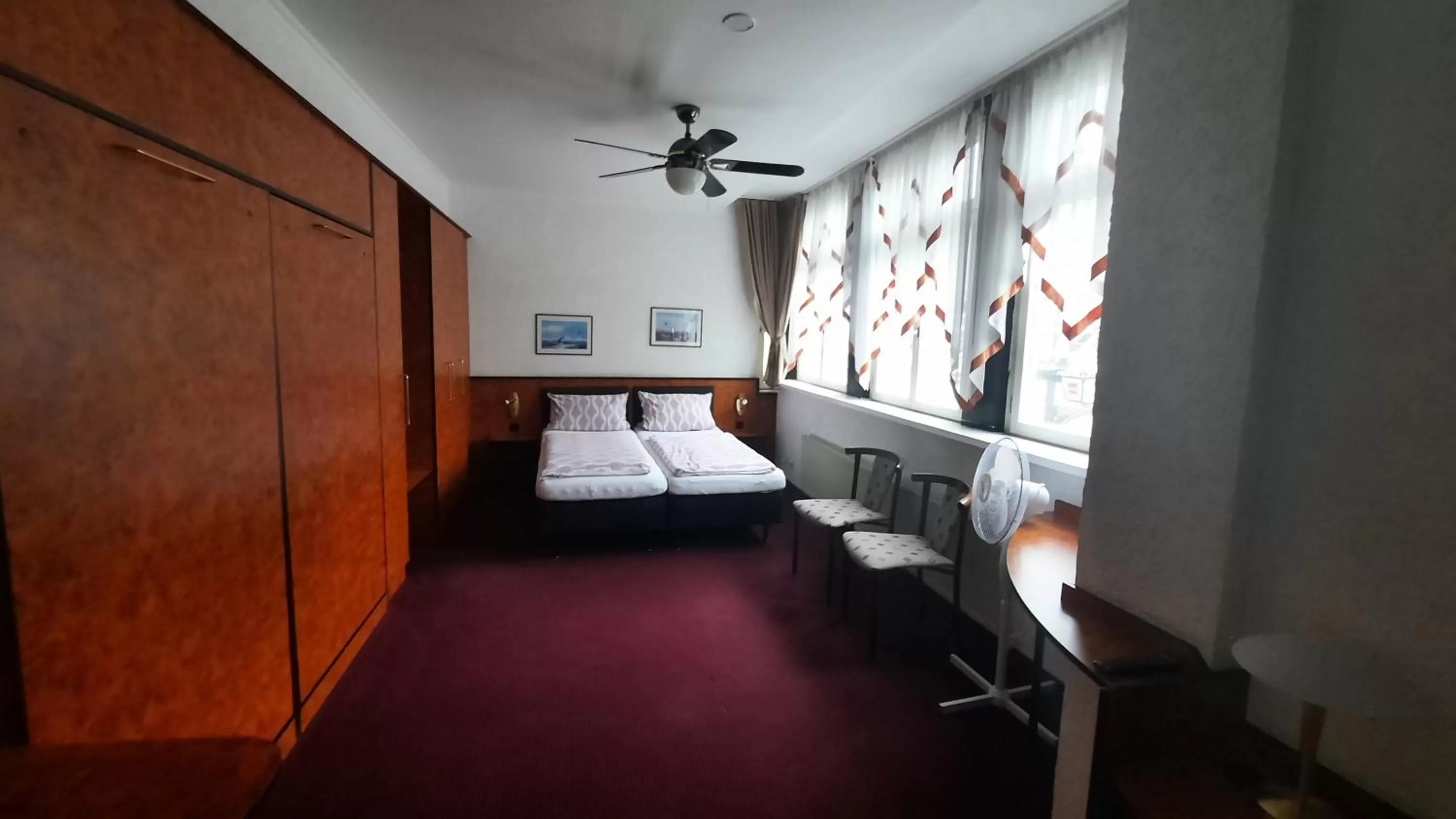 Bed in Hotel Corveyer Hof