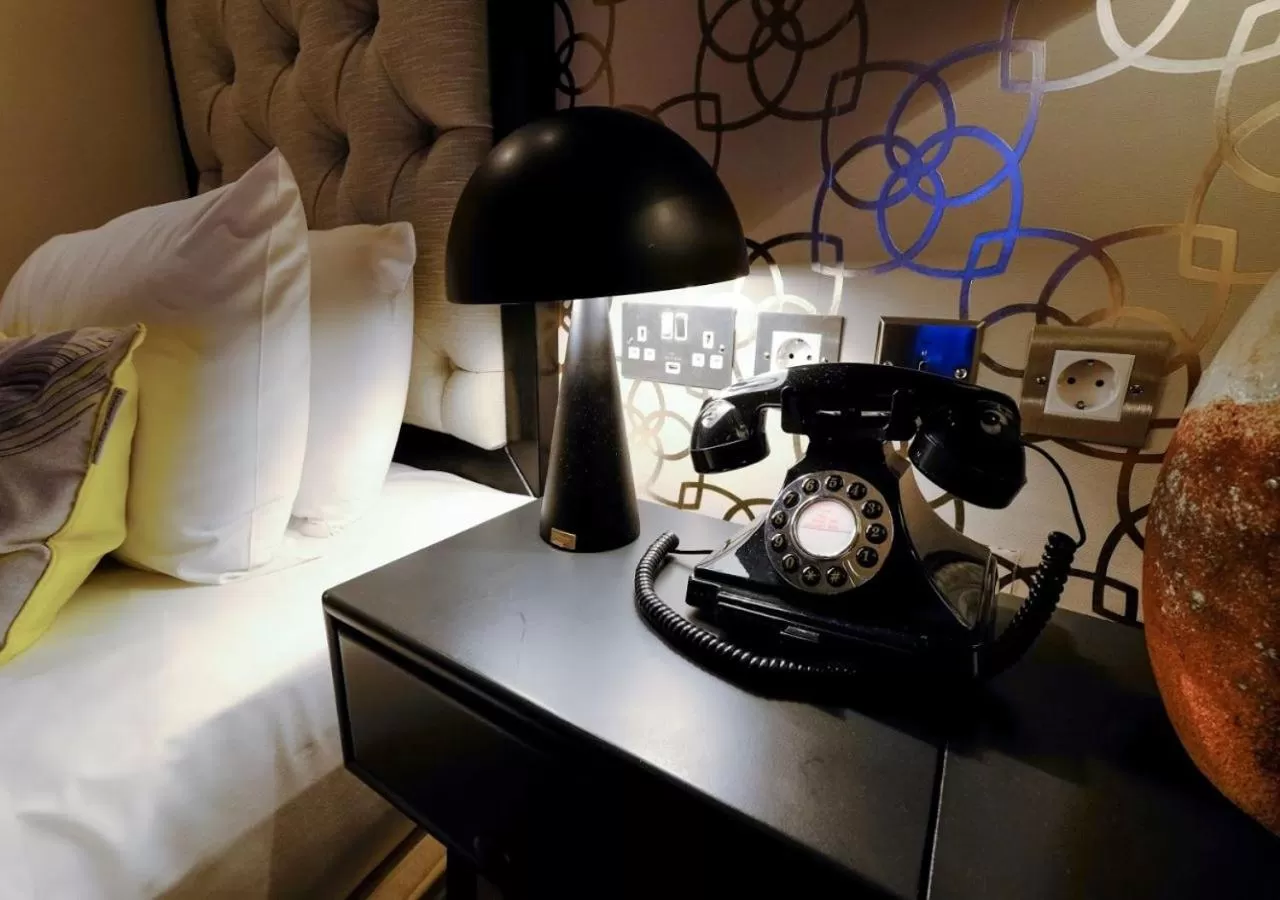 Decorative detail, Bed in Roxford Lodge Hotel