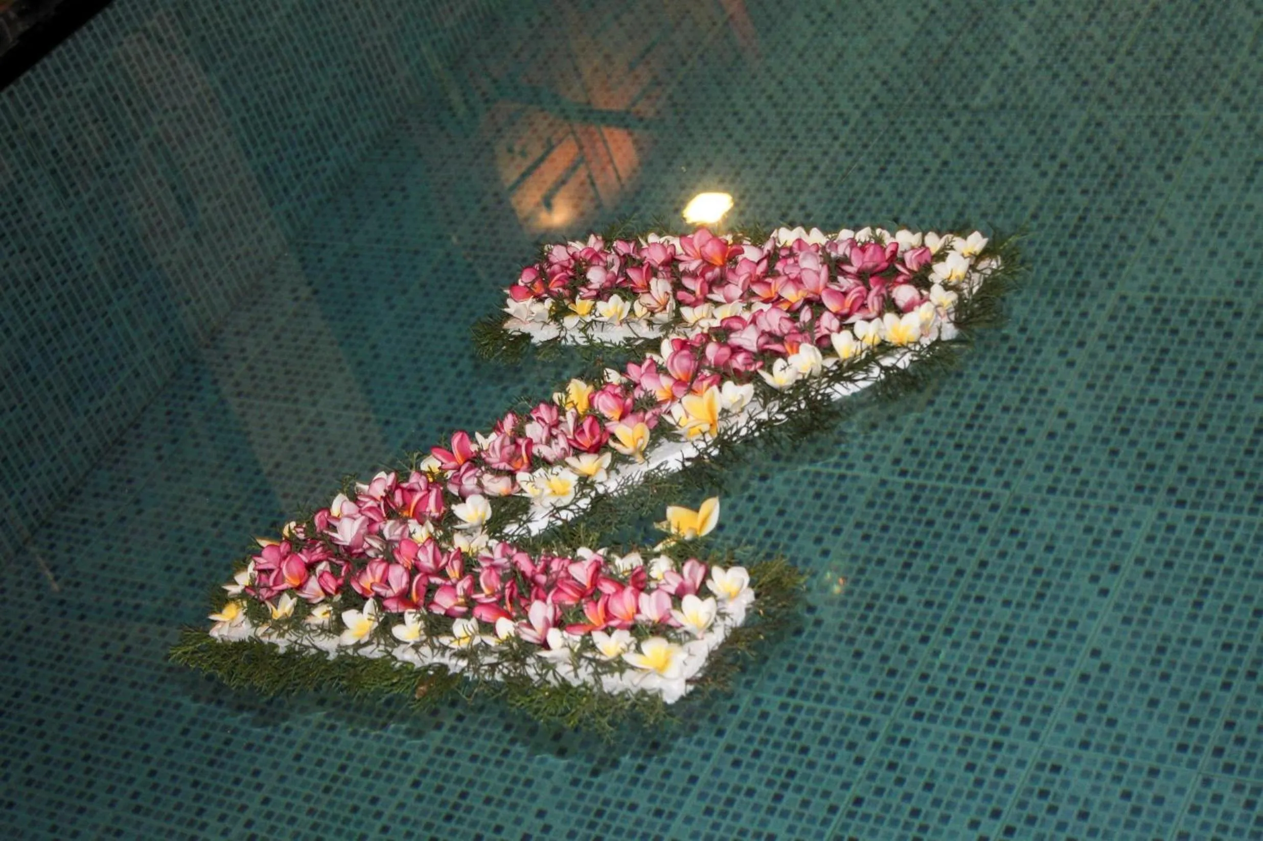 The Green Zhurga Suite Seminyak