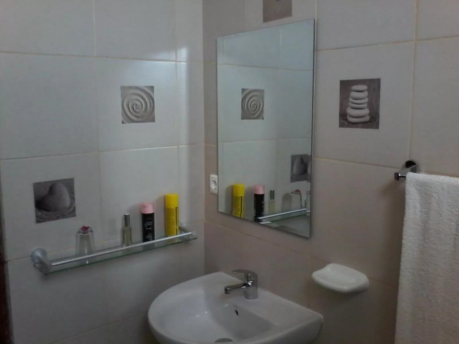 Bathroom in Atlantic Maio Hotel