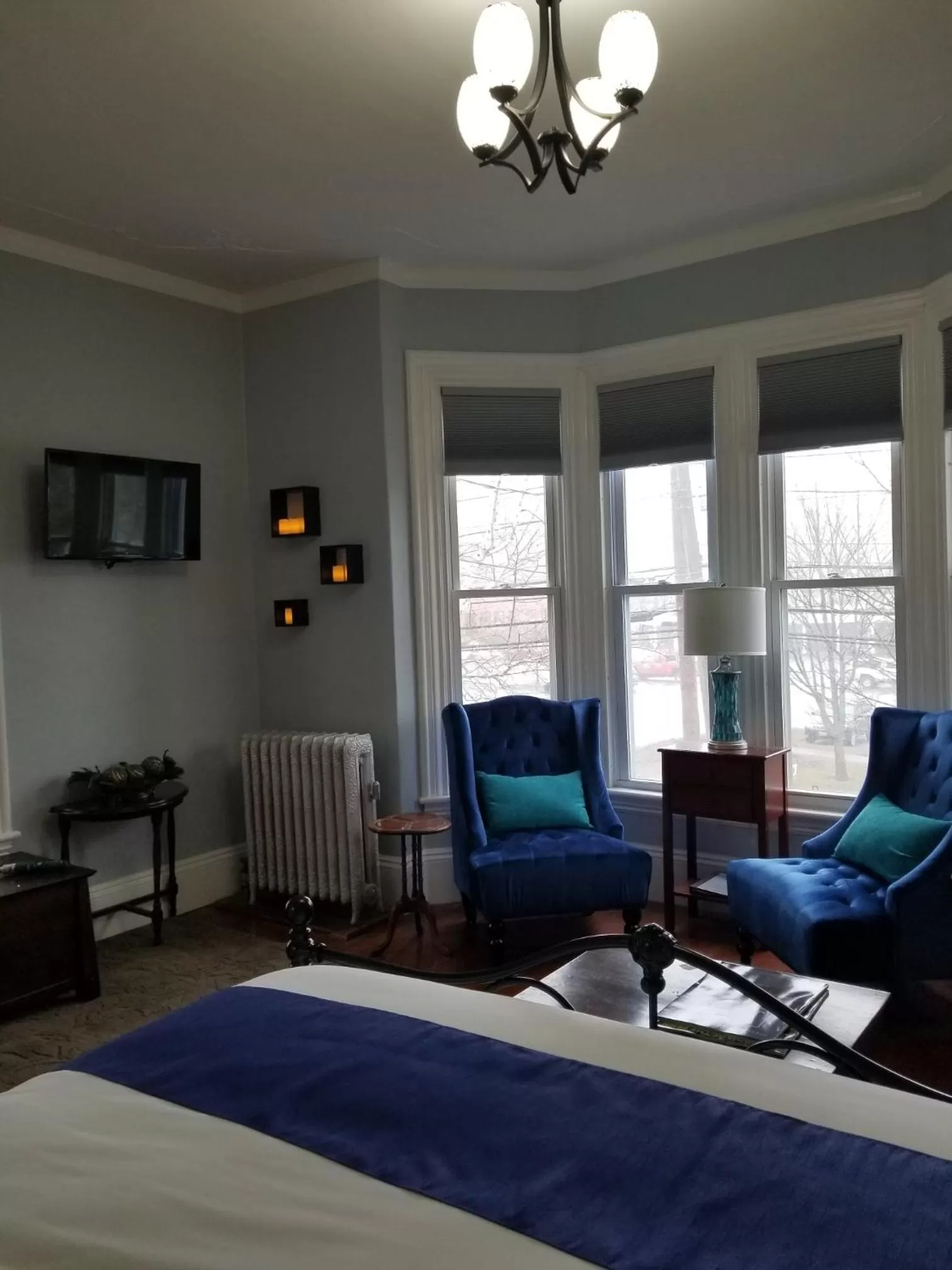 Bed in Blackberry Inn