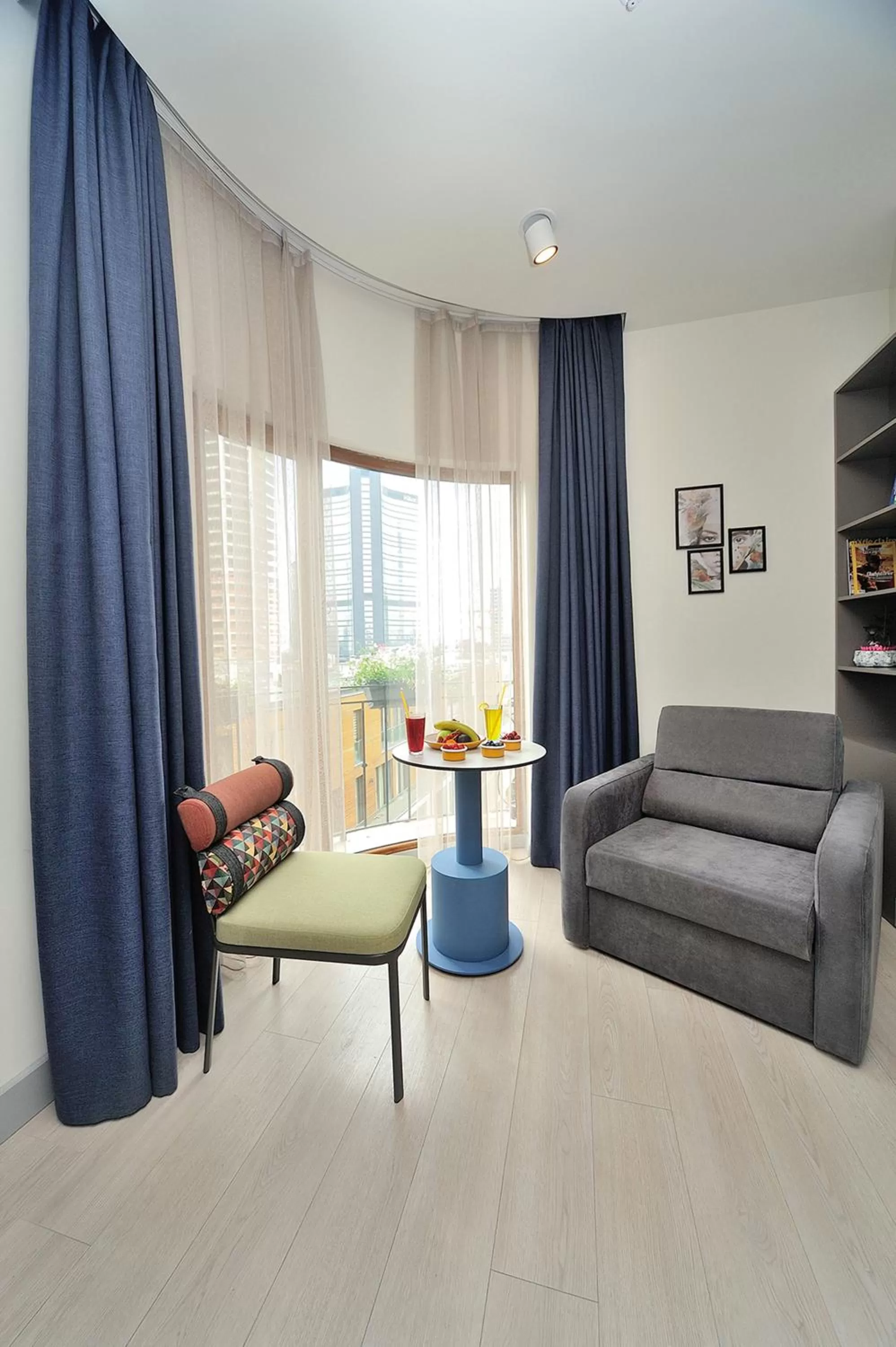 Living room in Stayso by Cloud7 Hotels