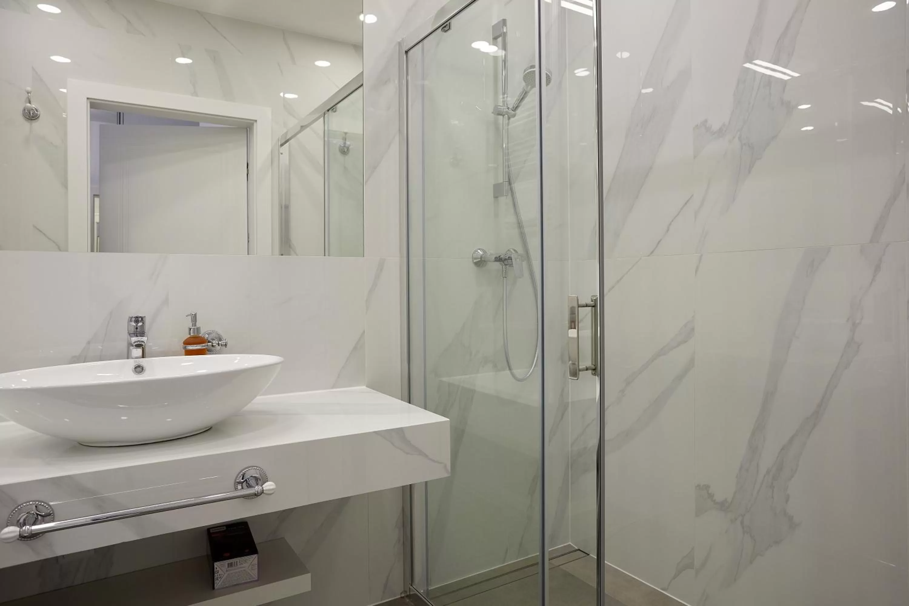 Bathroom in RAJSKA 3 by PI Apartments