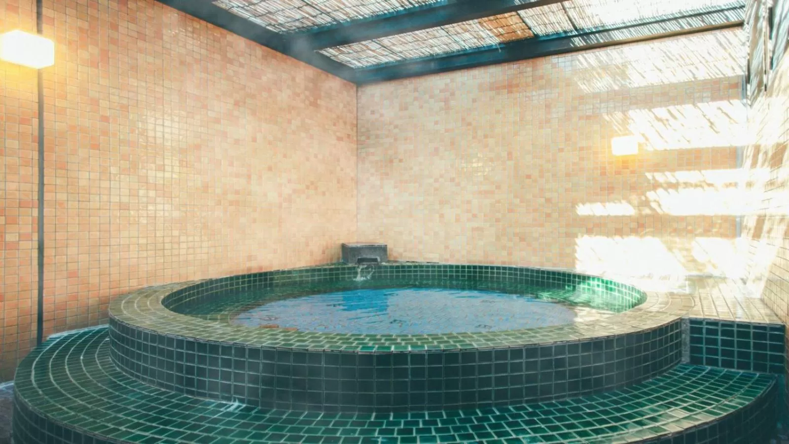 Open Air Bath in Kuretake-Inn Kikugawa I.C.