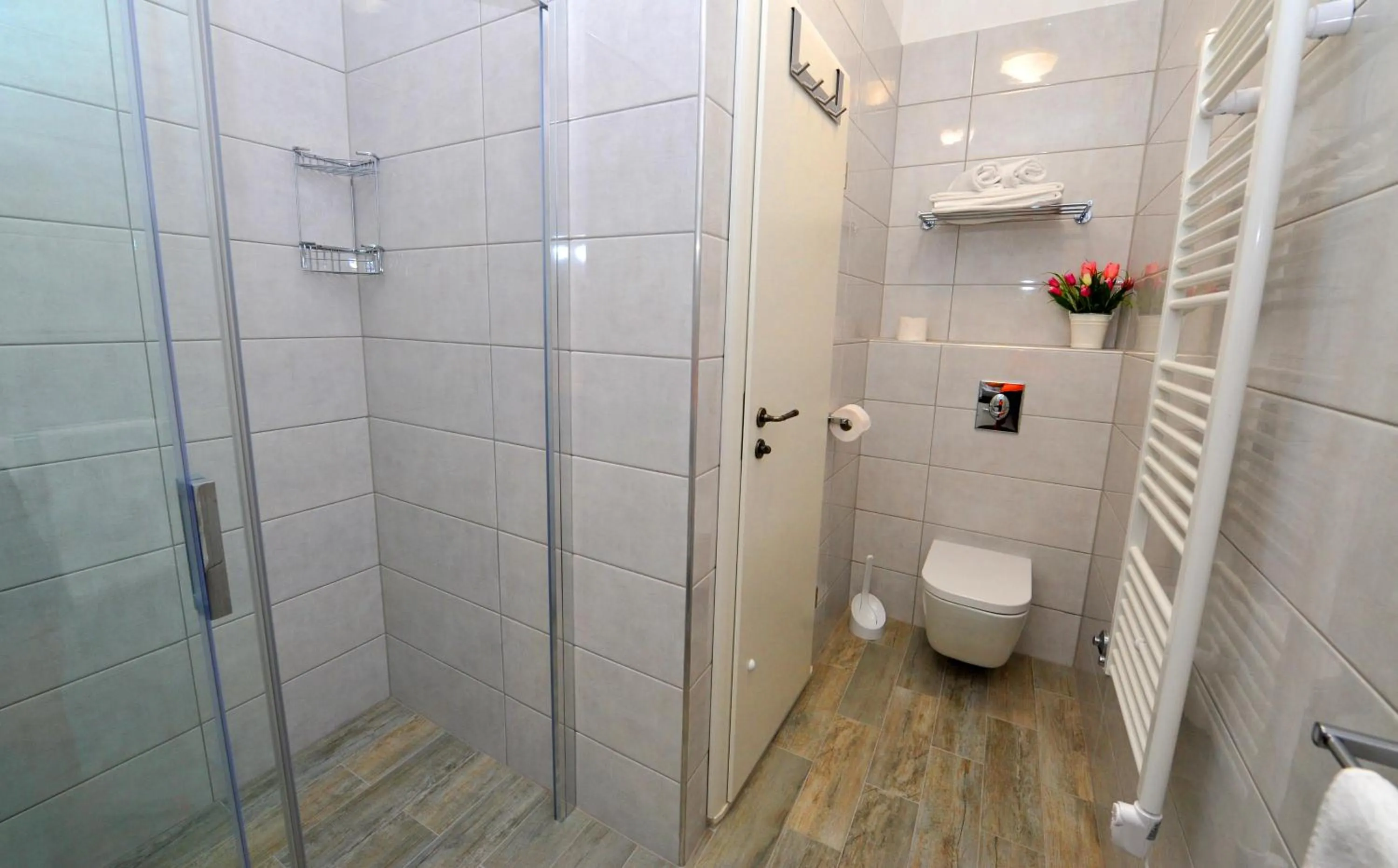 Bathroom in Luxury Rooms Nirvana