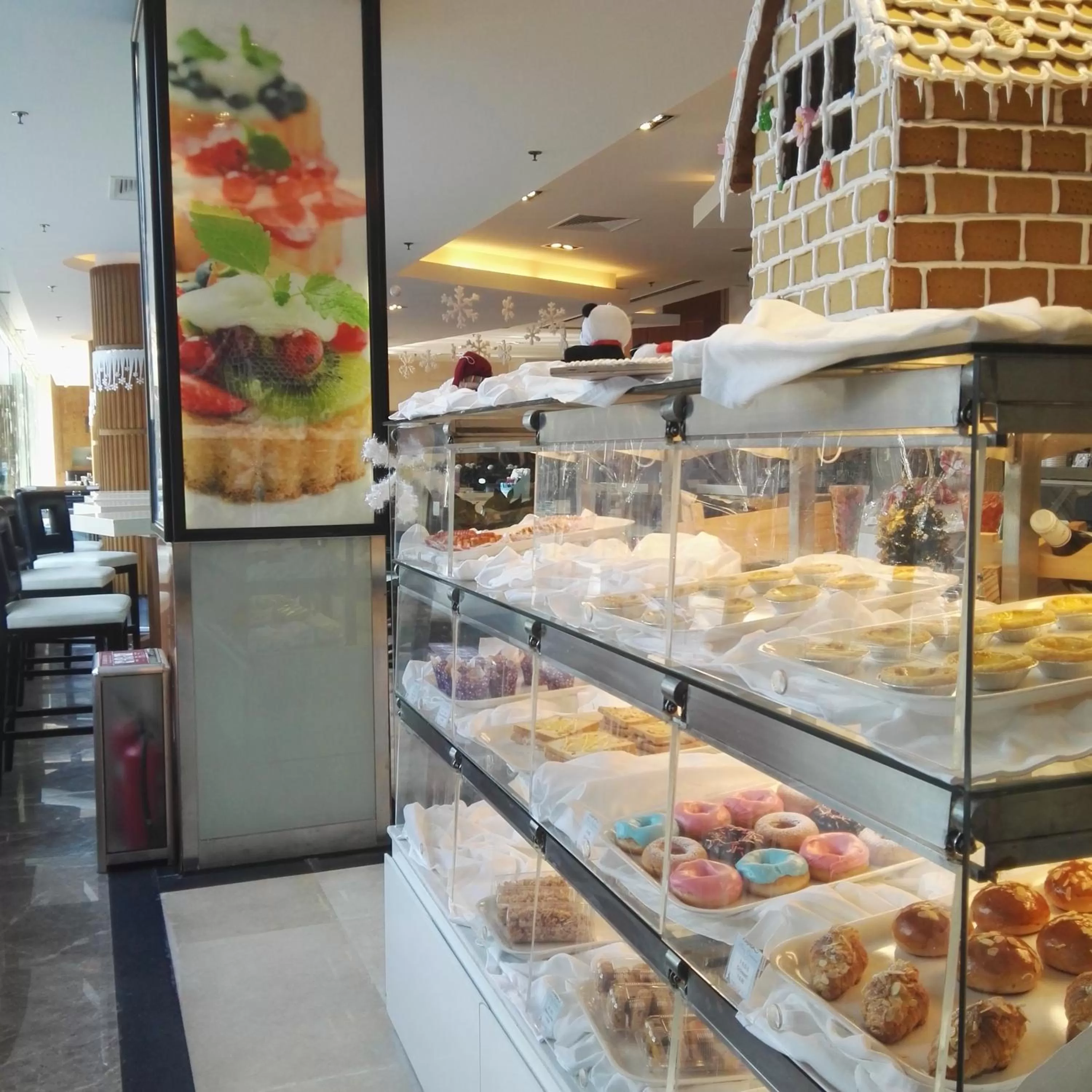 Food and drinks in Novotel Beijing Peace